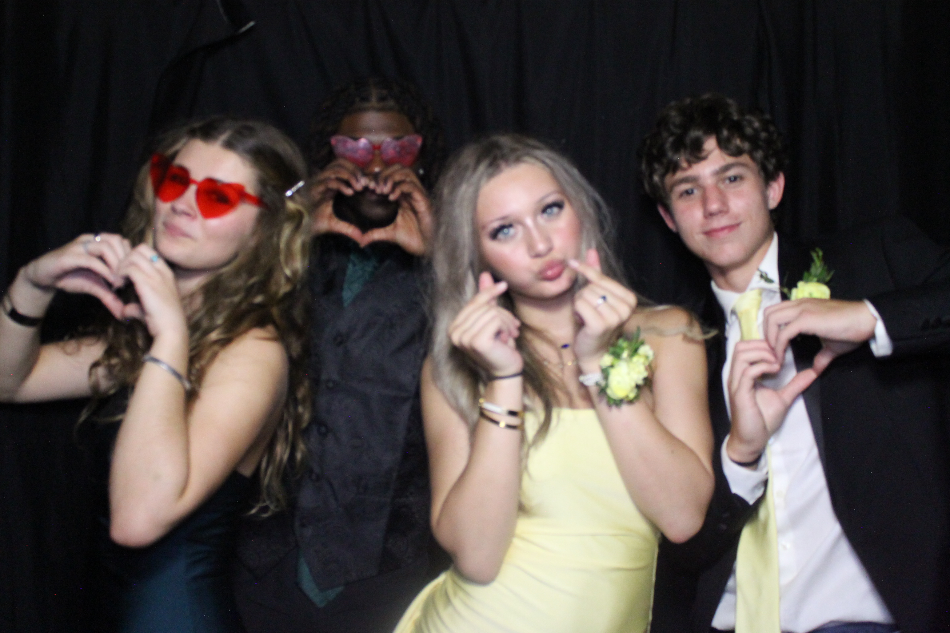 WHHS Homecoming | View more photos from the event at gallery.photoboothcincy.com/u/PhotoBoothCincy/WHHS-Homecoming