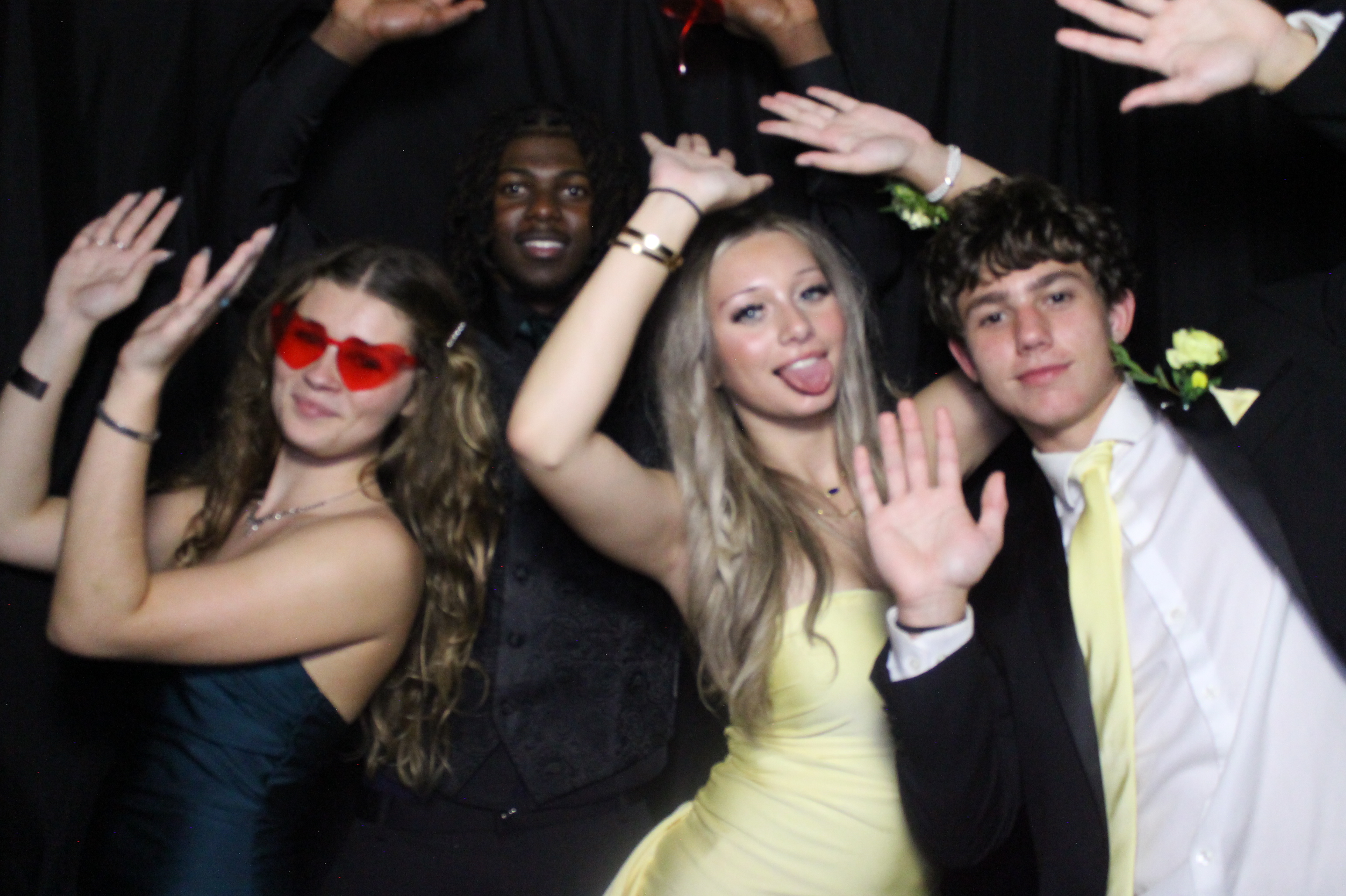 WHHS Homecoming | View more photos from the event at gallery.photoboothcincy.com/u/PhotoBoothCincy/WHHS-Homecoming