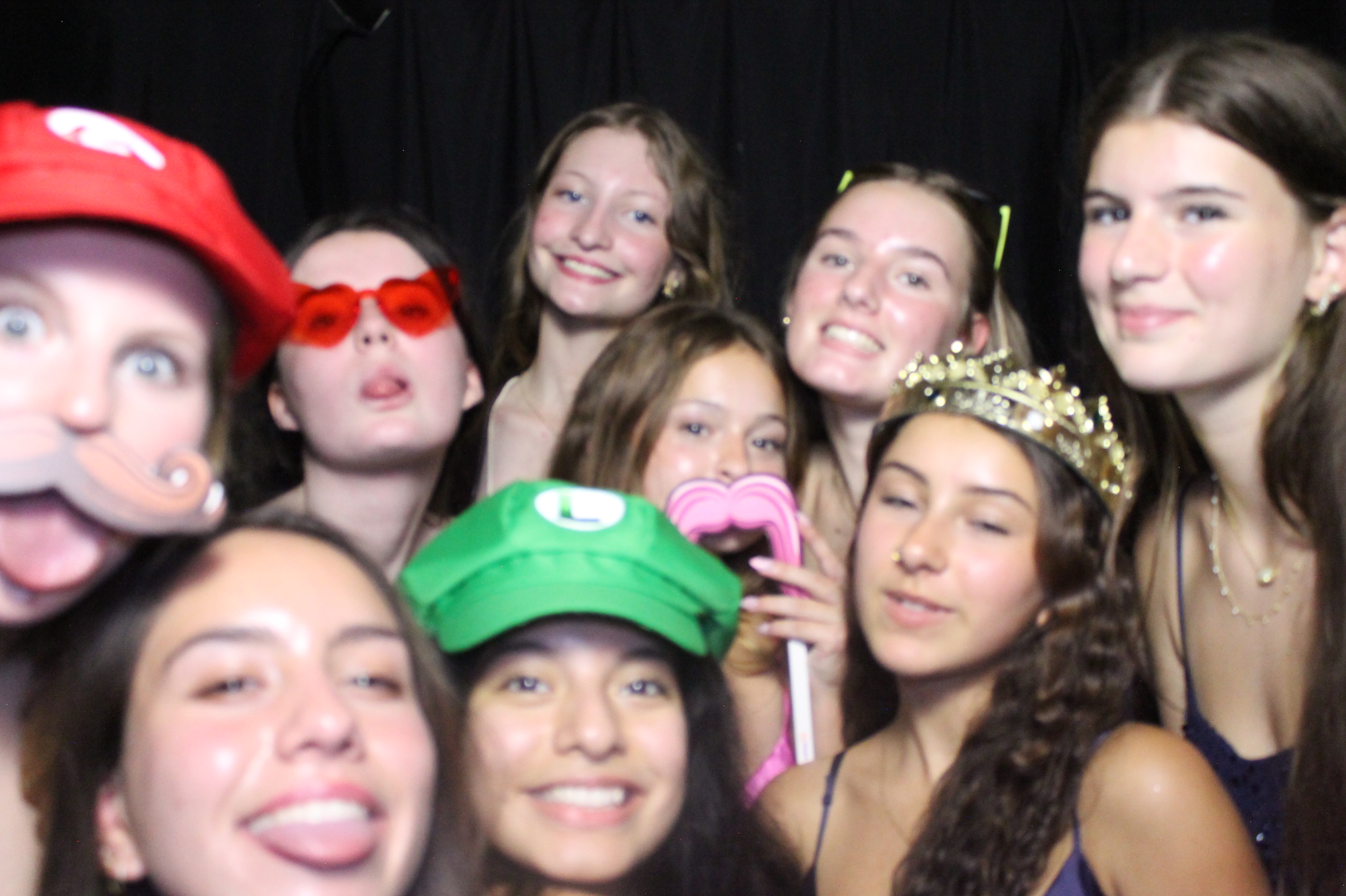 WHHS Homecoming | View more photos from the event at gallery.photoboothcincy.com/u/PhotoBoothCincy/WHHS-Homecoming