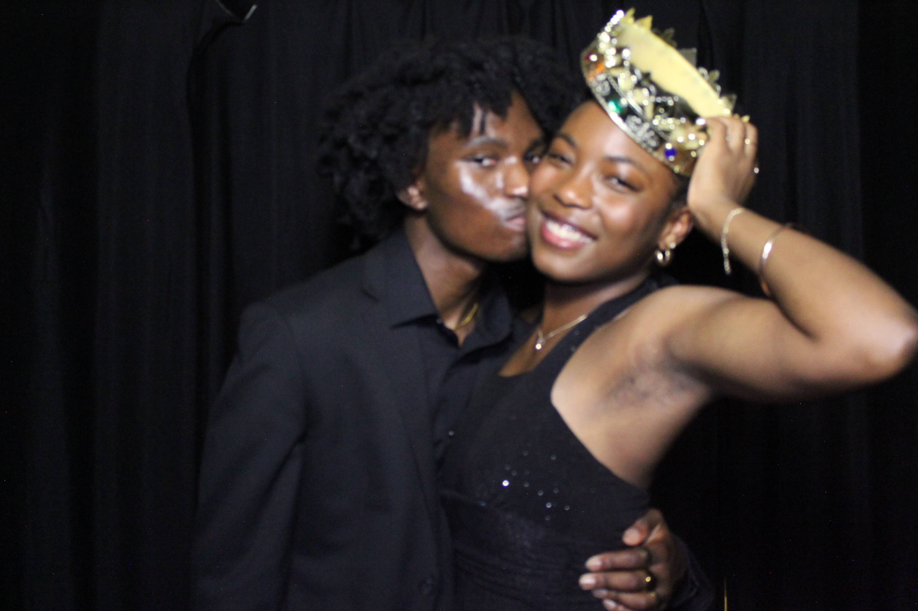 WHHS Homecoming | View more photos from the event at gallery.photoboothcincy.com/u/PhotoBoothCincy/WHHS-Homecoming