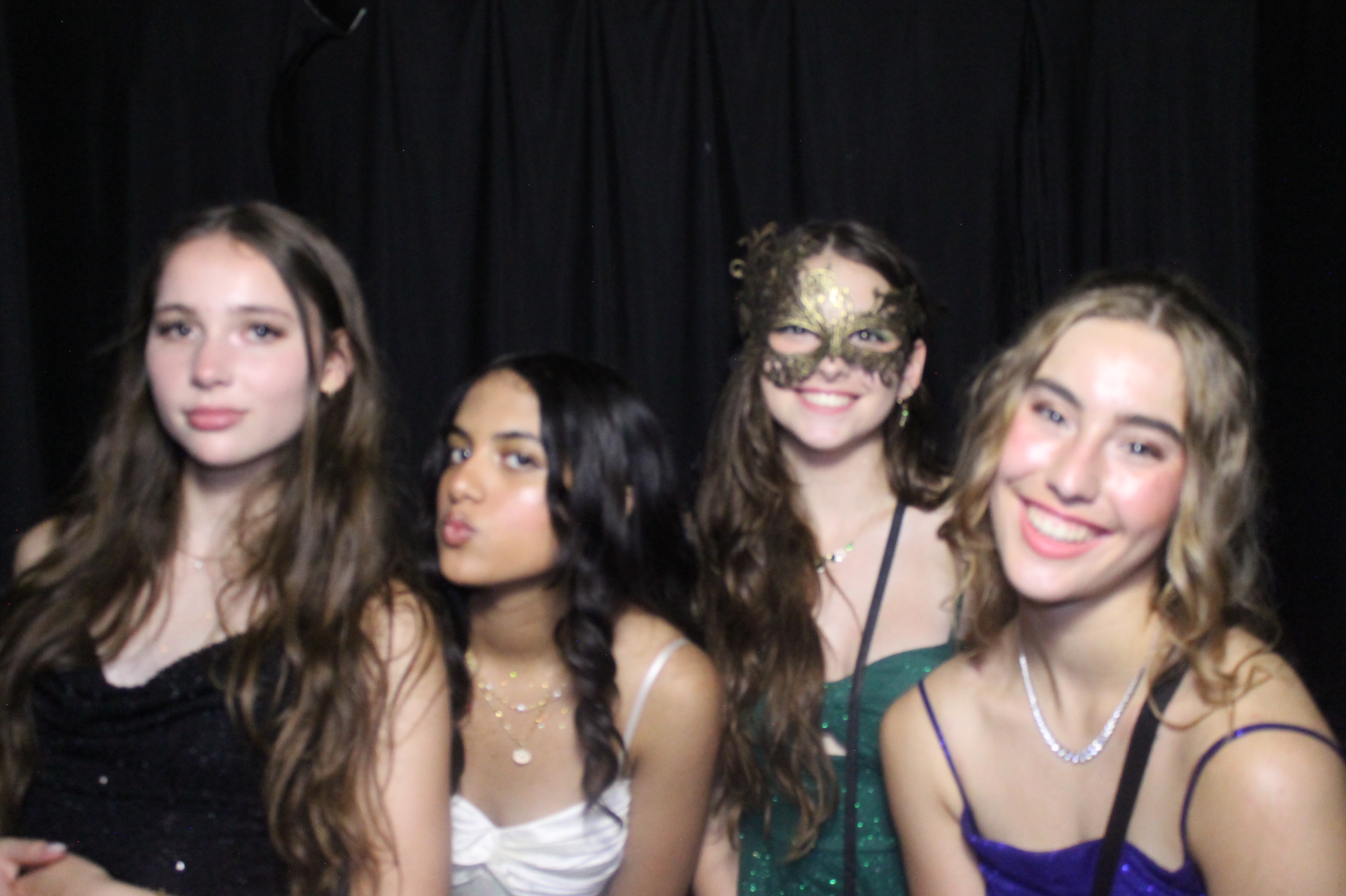 WHHS Homecoming | View more photos from the event at gallery.photoboothcincy.com/u/PhotoBoothCincy/WHHS-Homecoming