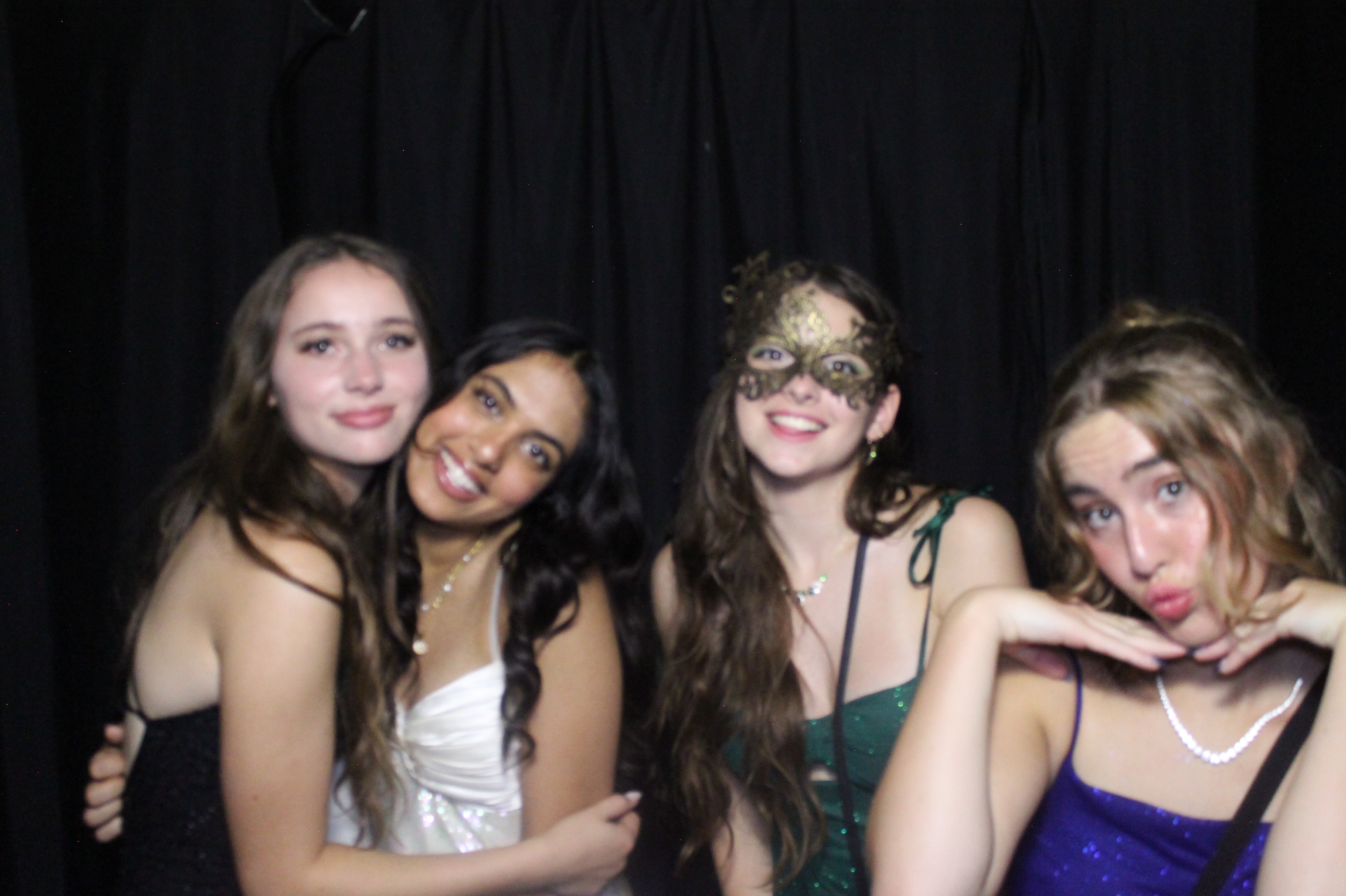 WHHS Homecoming | View more photos from the event at gallery.photoboothcincy.com/u/PhotoBoothCincy/WHHS-Homecoming