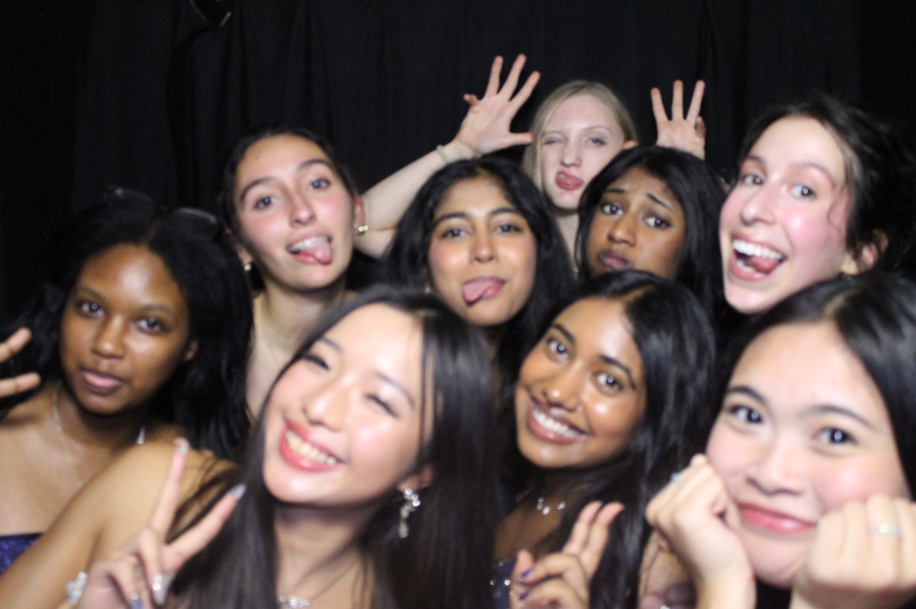 WHHS Homecoming | View more photos from the event at gallery.photoboothcincy.com/u/PhotoBoothCincy/WHHS-Homecoming