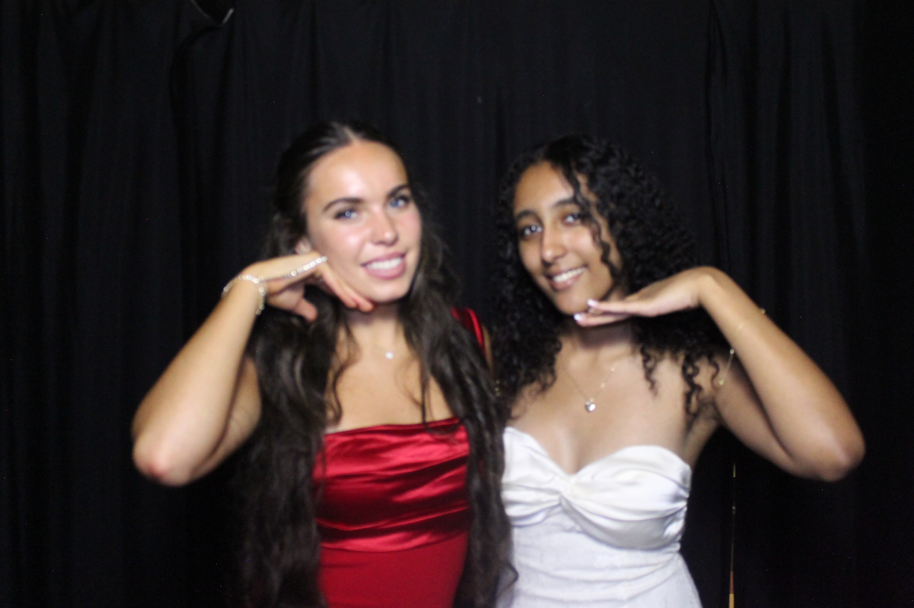 WHHS Homecoming | View more photos from the event at gallery.photoboothcincy.com/u/PhotoBoothCincy/WHHS-Homecoming