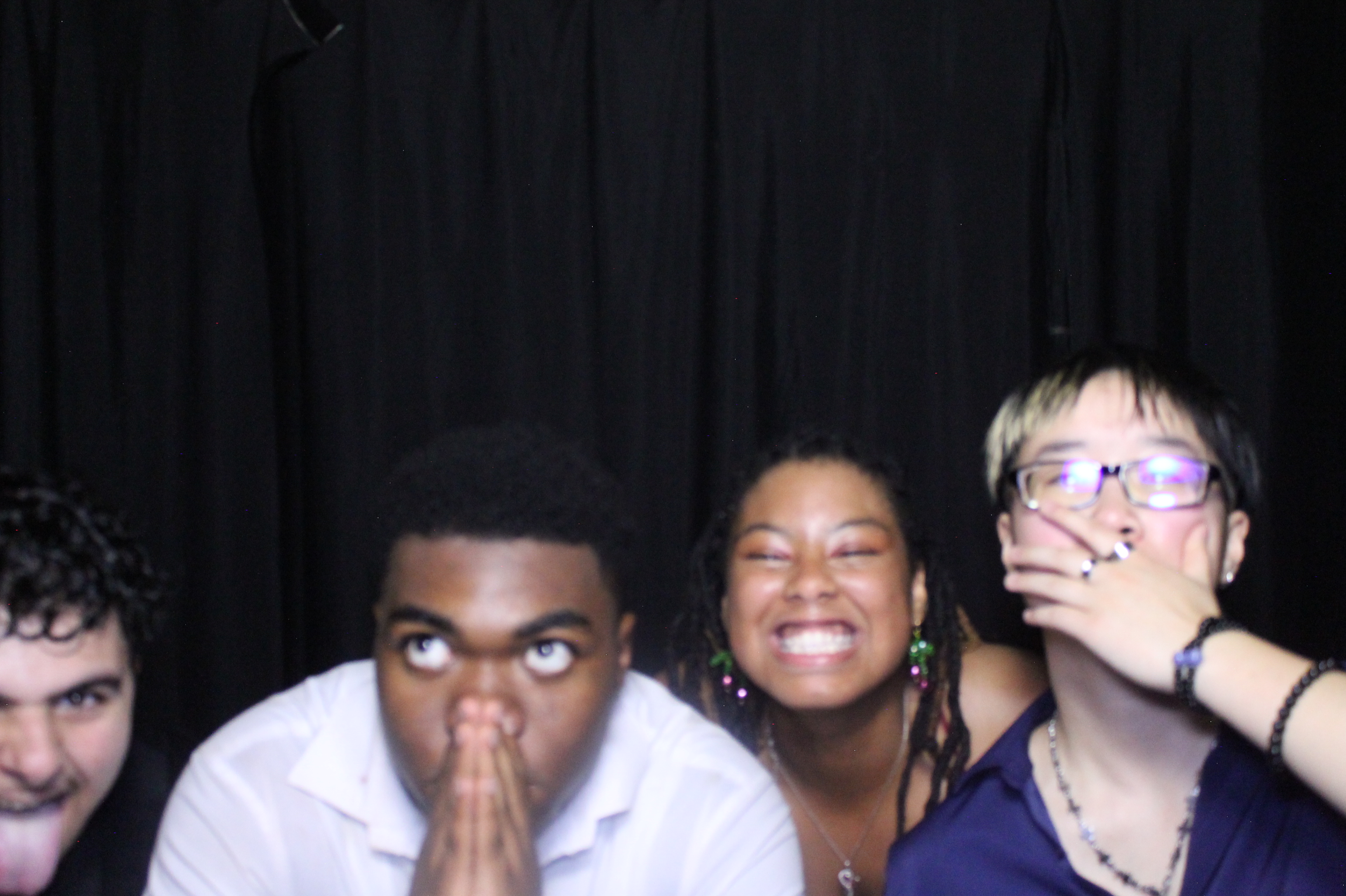WHHS Homecoming | View more photos from the event at gallery.photoboothcincy.com/u/PhotoBoothCincy/WHHS-Homecoming