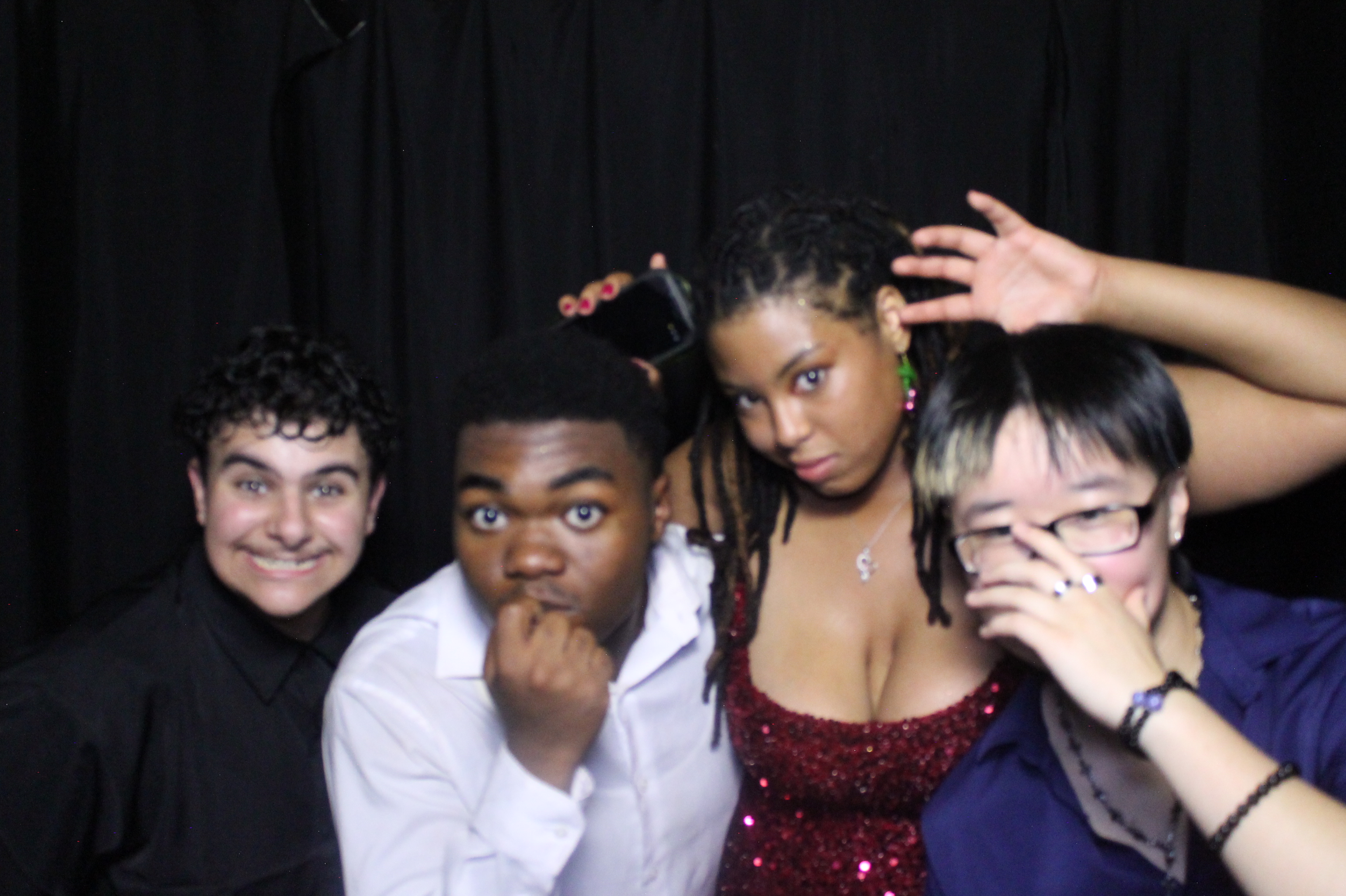 WHHS Homecoming | View more photos from the event at gallery.photoboothcincy.com/u/PhotoBoothCincy/WHHS-Homecoming