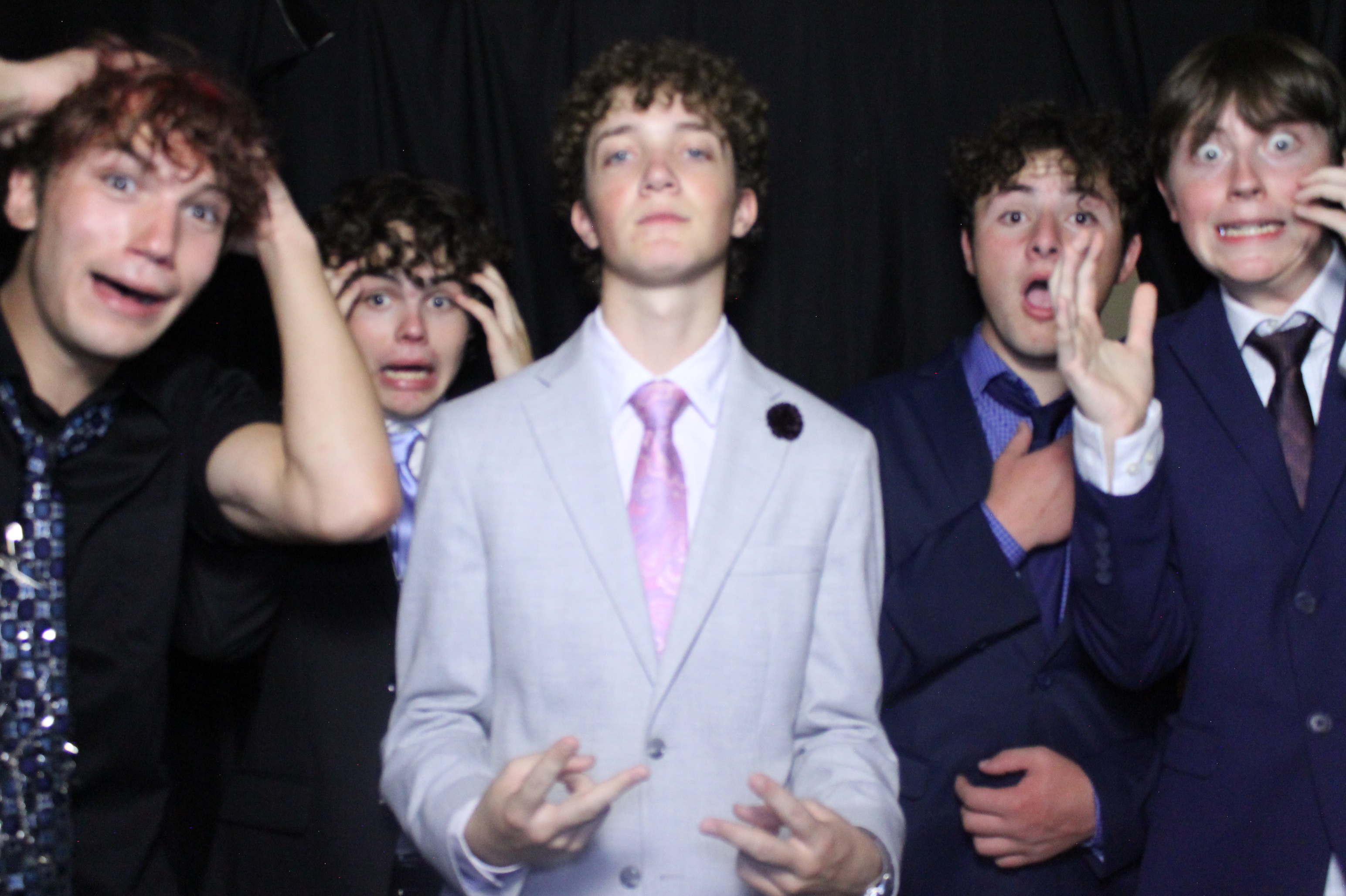 WHHS Homecoming | View more photos from the event at gallery.photoboothcincy.com/u/PhotoBoothCincy/WHHS-Homecoming