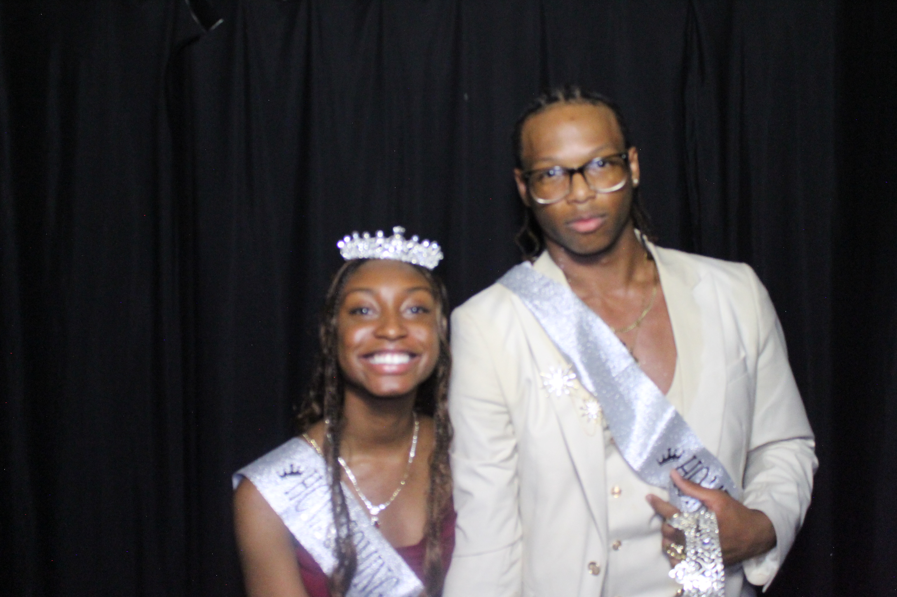 WHHS Homecoming | View more photos from the event at gallery.photoboothcincy.com/u/PhotoBoothCincy/WHHS-Homecoming