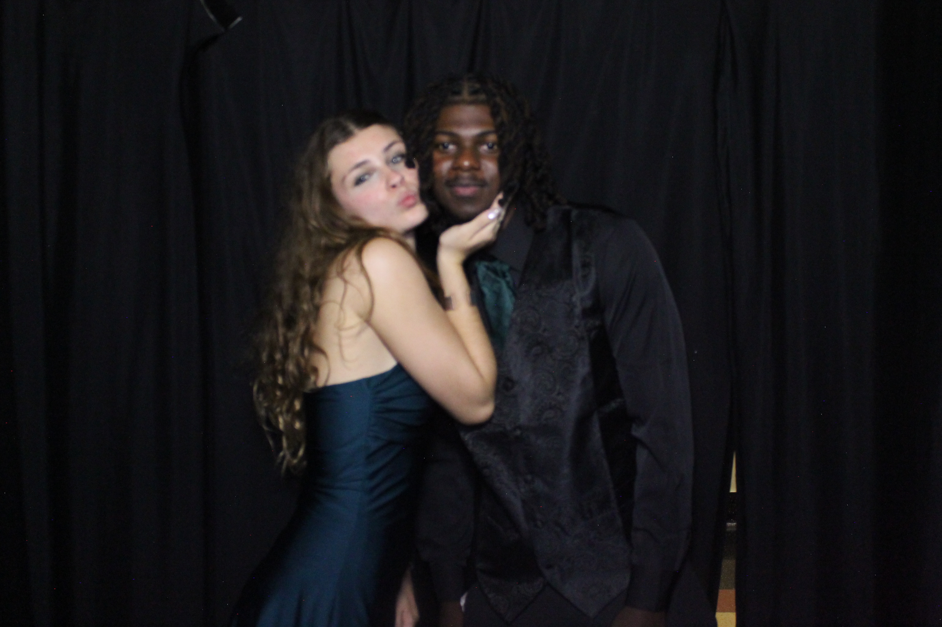WHHS Homecoming | View more photos from the event at gallery.photoboothcincy.com/u/PhotoBoothCincy/WHHS-Homecoming
