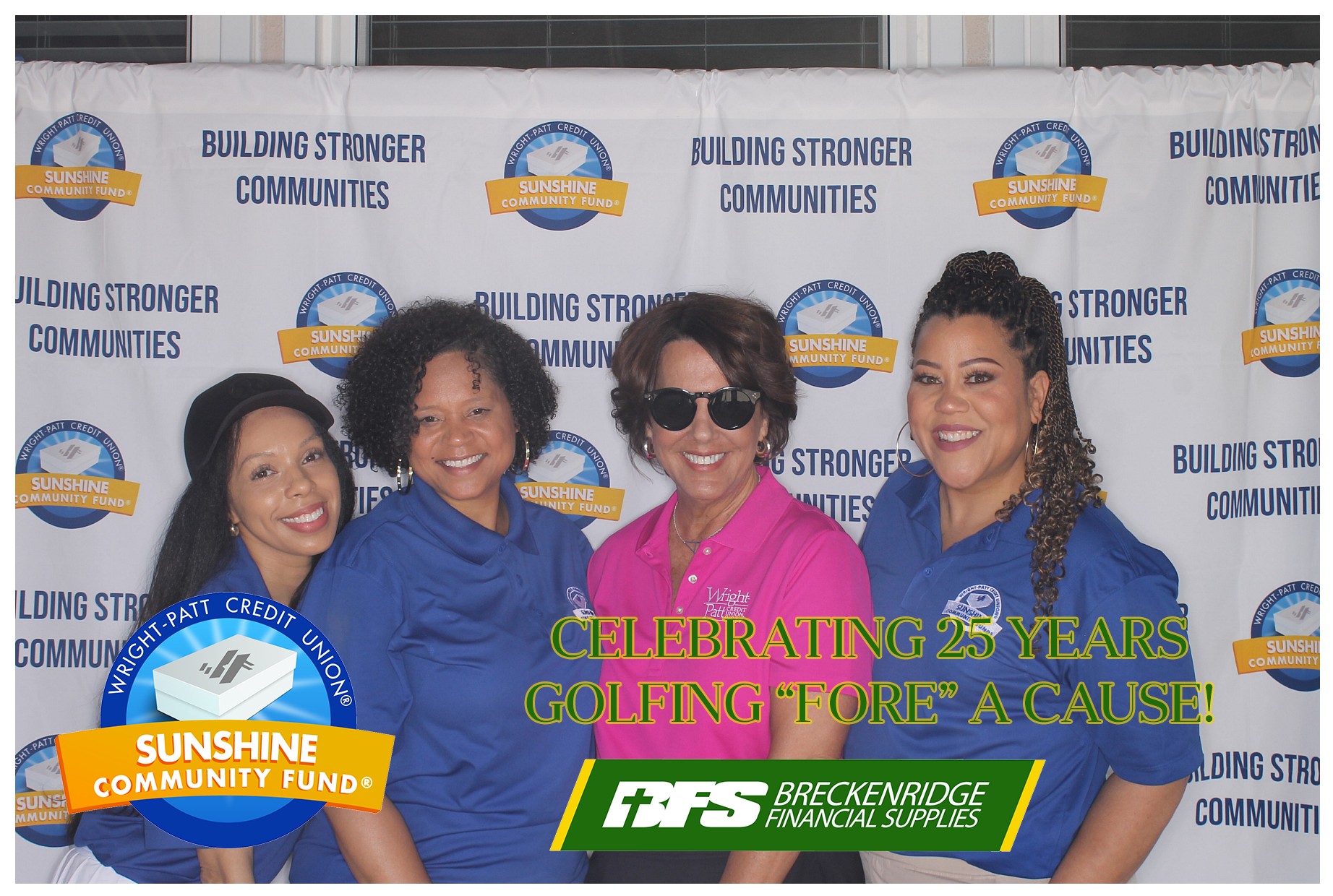 WPCU Gold Outing | View more photos from the event at gallery.photoboothcincy.com/u/PhotoBoothCincy/WPCU-Gold-Outing