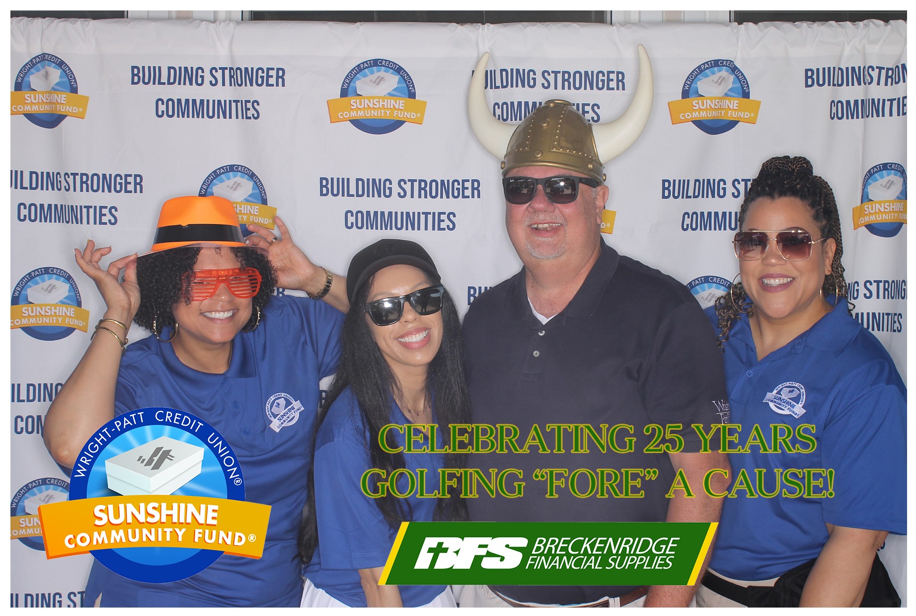 WPCU Gold Outing | View more photos from the event at gallery.photoboothcincy.com/u/PhotoBoothCincy/WPCU-Gold-Outing