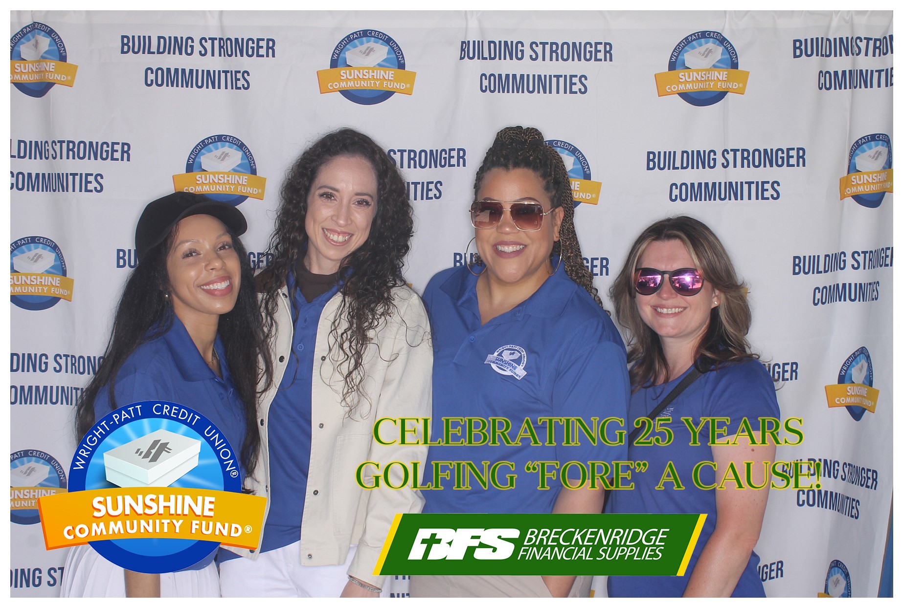 WPCU Gold Outing | View more photos from the event at gallery.photoboothcincy.com/u/PhotoBoothCincy/WPCU-Gold-Outing