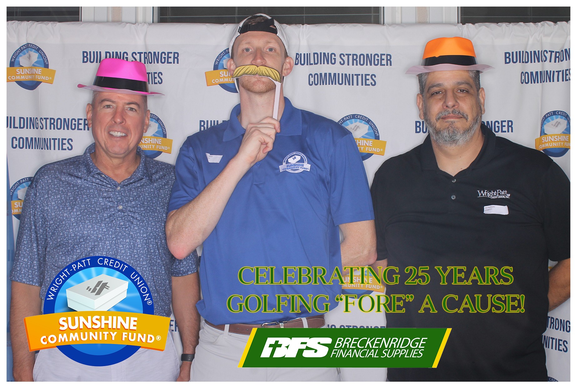 WPCU Gold Outing | View more photos from the event at gallery.photoboothcincy.com/u/PhotoBoothCincy/WPCU-Gold-Outing