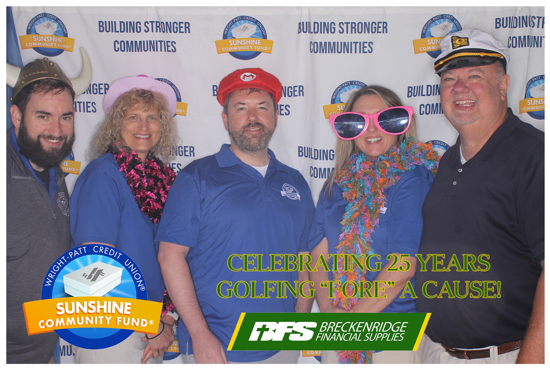 WPCU Gold Outing | View more photos from the event at gallery.photoboothcincy.com/u/PhotoBoothCincy/WPCU-Gold-Outing