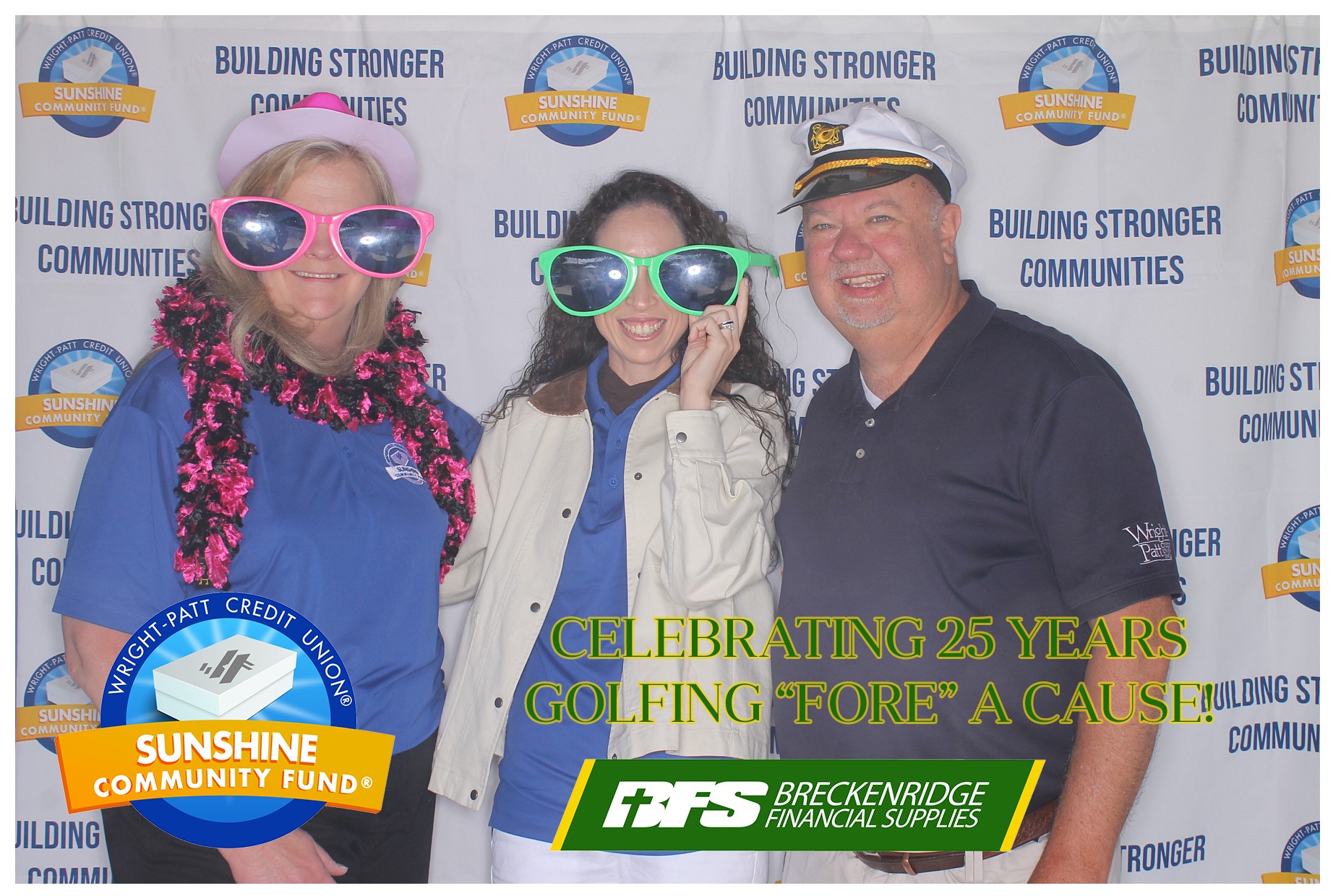 WPCU Gold Outing | View more photos from the event at gallery.photoboothcincy.com/u/PhotoBoothCincy/WPCU-Gold-Outing