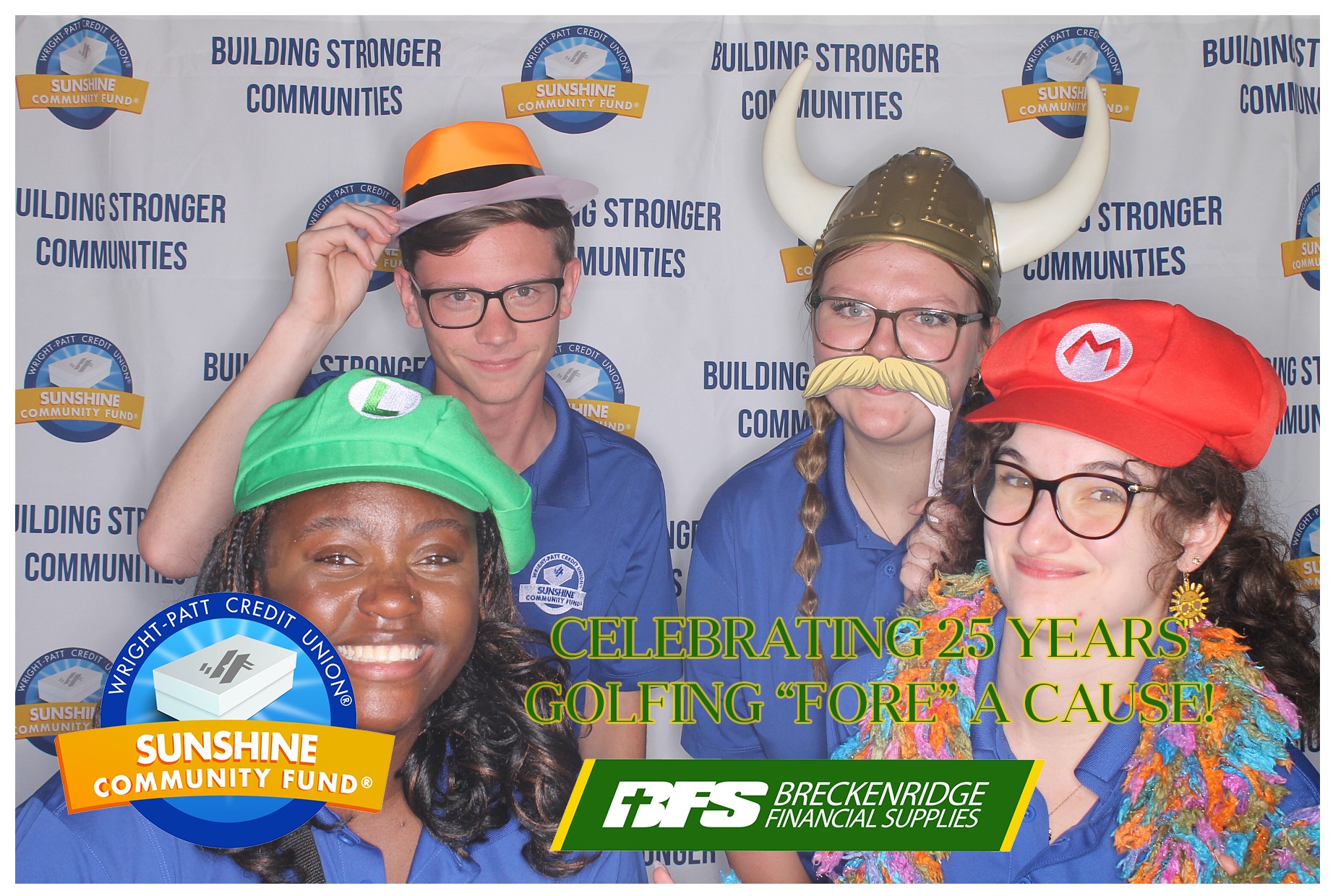 WPCU Gold Outing | View more photos from the event at gallery.photoboothcincy.com/u/PhotoBoothCincy/WPCU-Gold-Outing