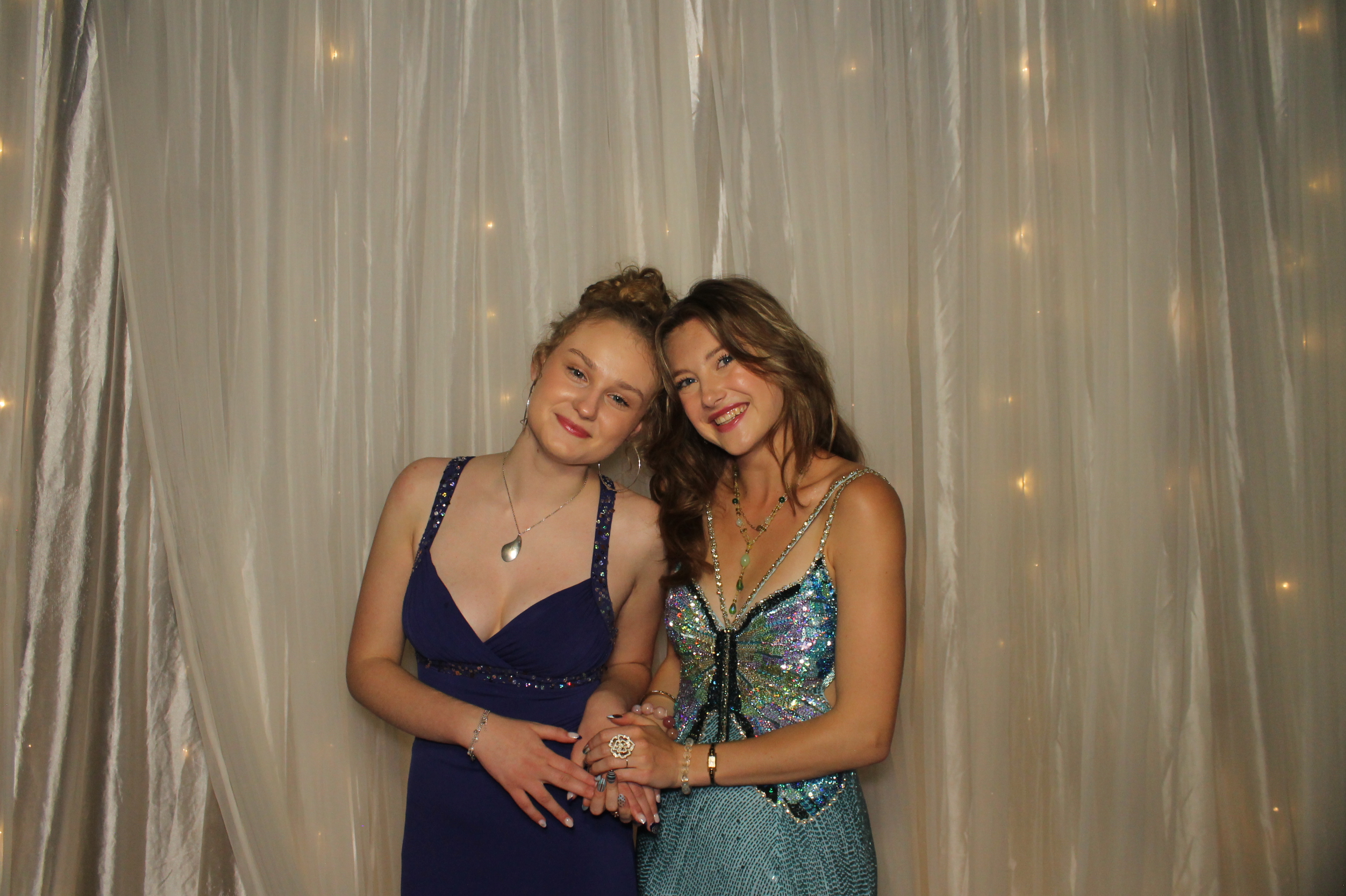 Walnut Hills Prom | View more photos from the event at gallery.photoboothcincy.com/u/PhotoBoothCincy/Walnut-Hills-Prom