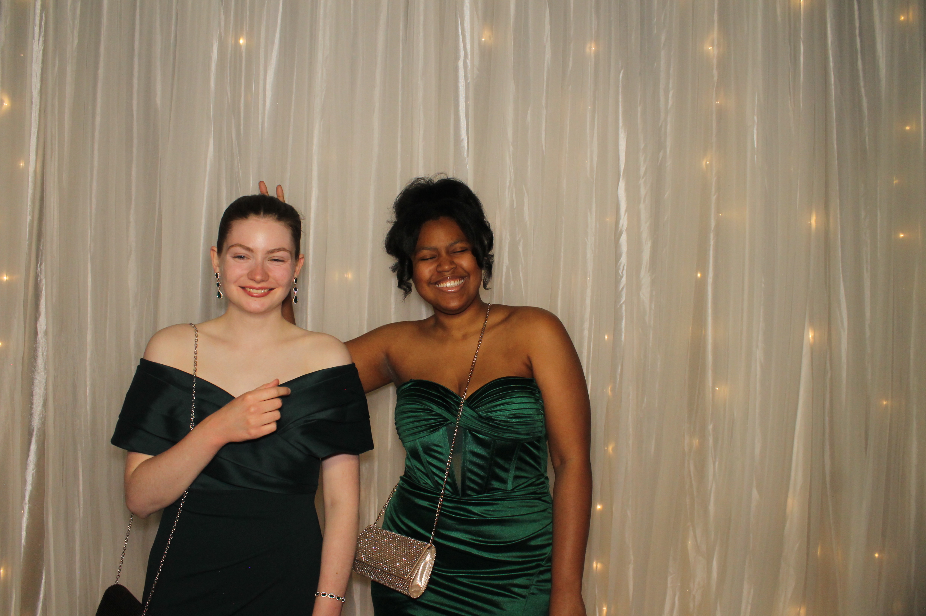 Walnut Hills Prom | View more photos from the event at gallery.photoboothcincy.com/u/PhotoBoothCincy/Walnut-Hills-Prom