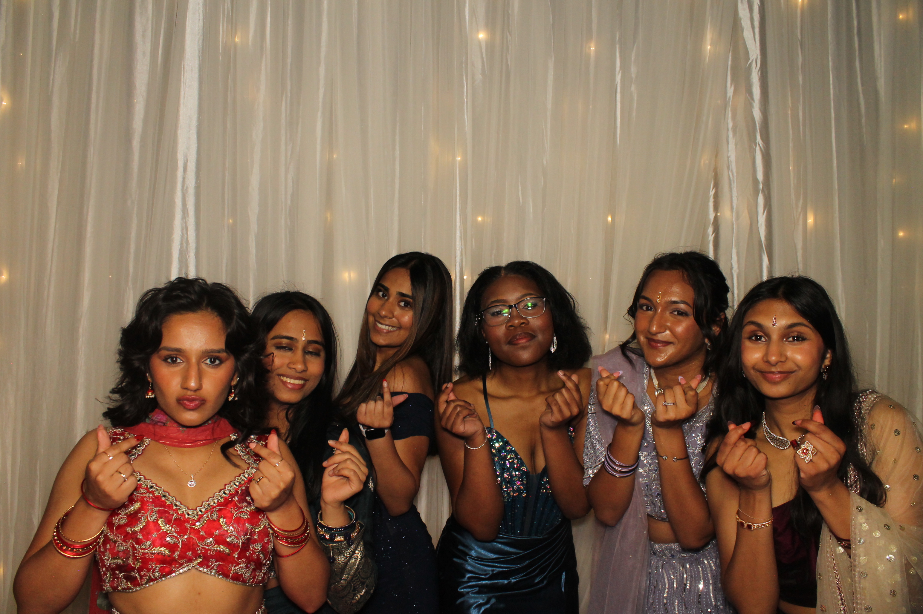 Walnut Hills Prom | View more photos from the event at gallery.photoboothcincy.com/u/PhotoBoothCincy/Walnut-Hills-Prom