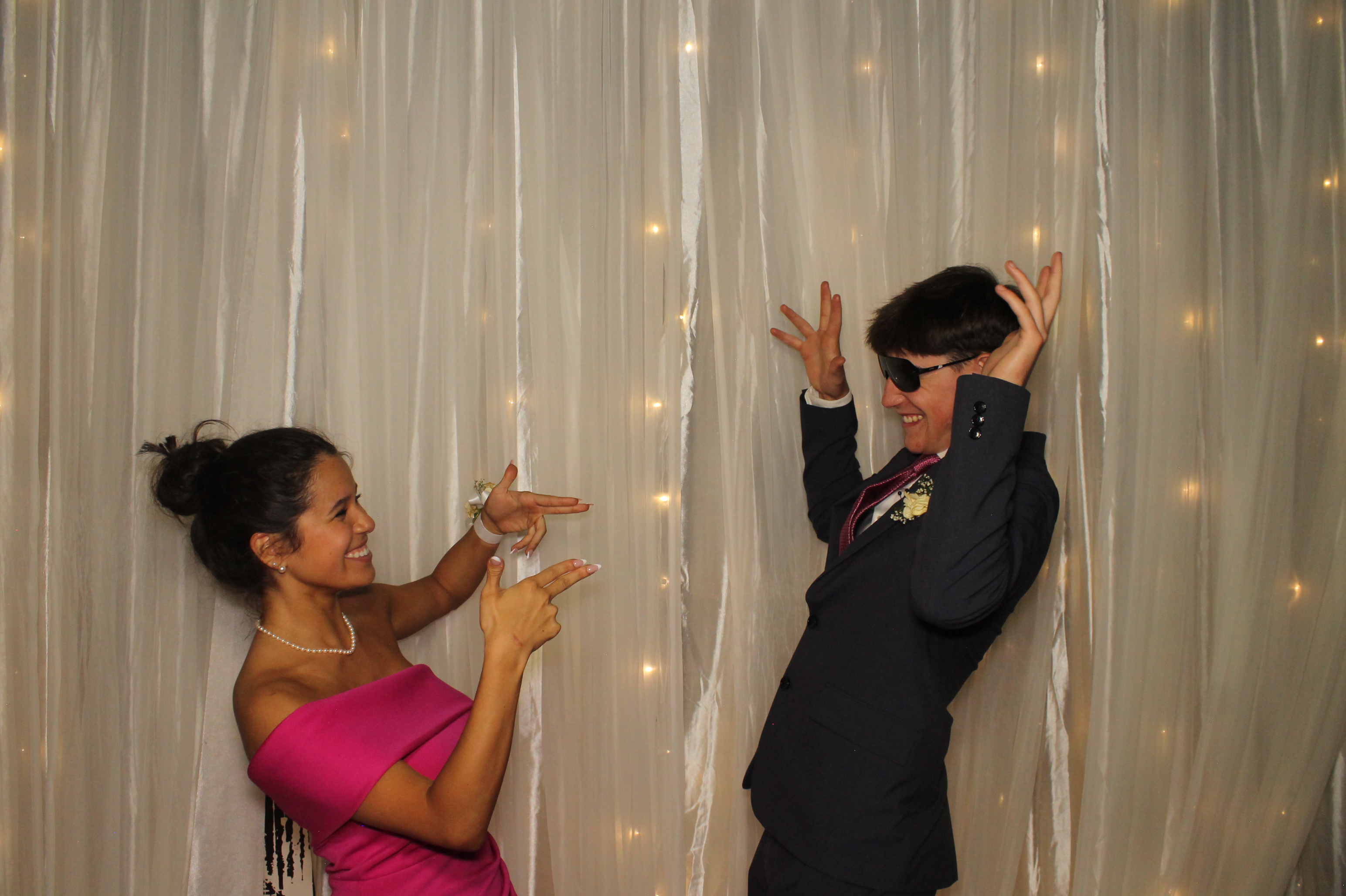Walnut Hills Prom | View more photos from the event at gallery.photoboothcincy.com/u/PhotoBoothCincy/Walnut-Hills-Prom