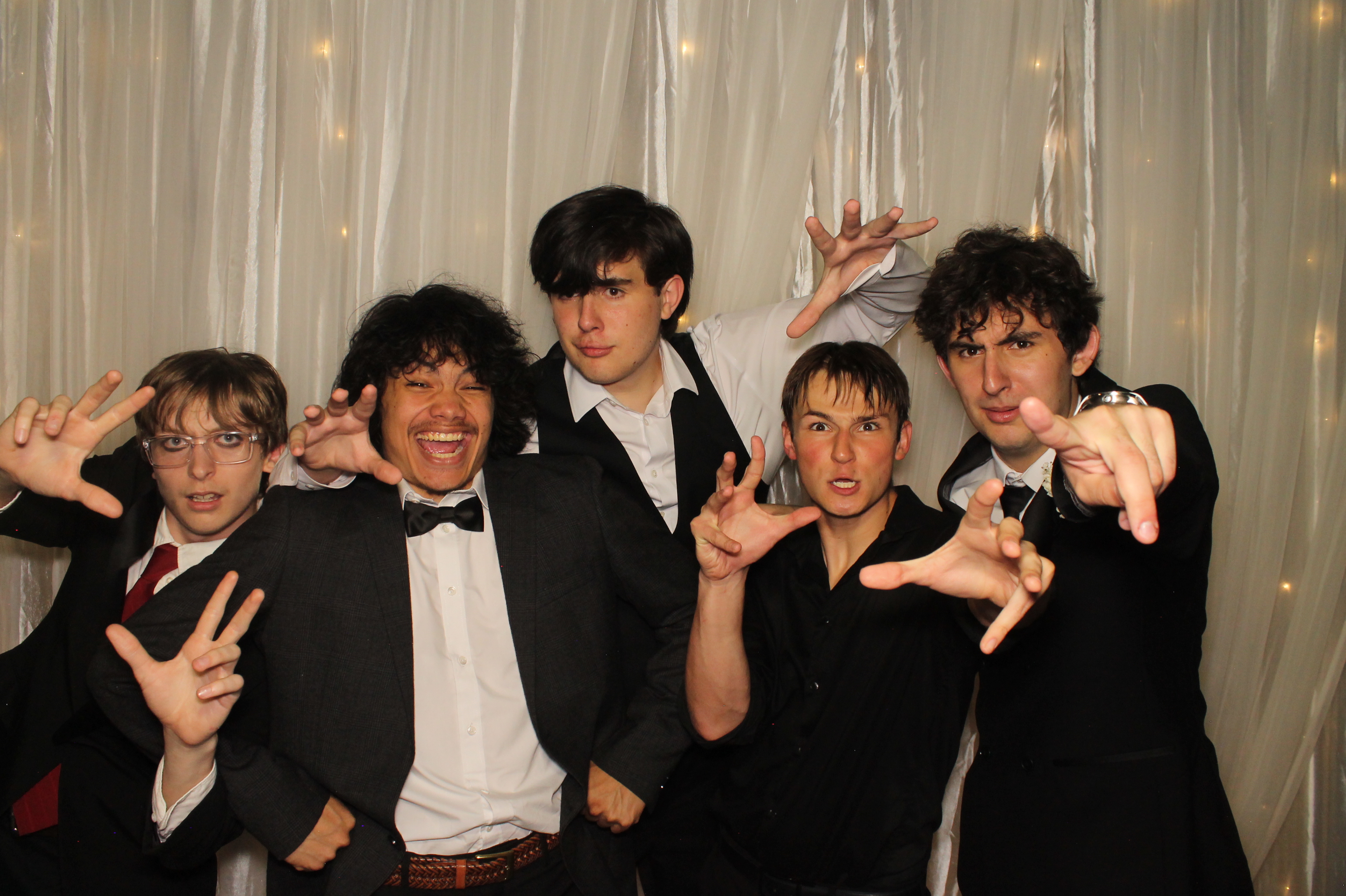 Walnut Hills Prom | View more photos from the event at gallery.photoboothcincy.com/u/PhotoBoothCincy/Walnut-Hills-Prom