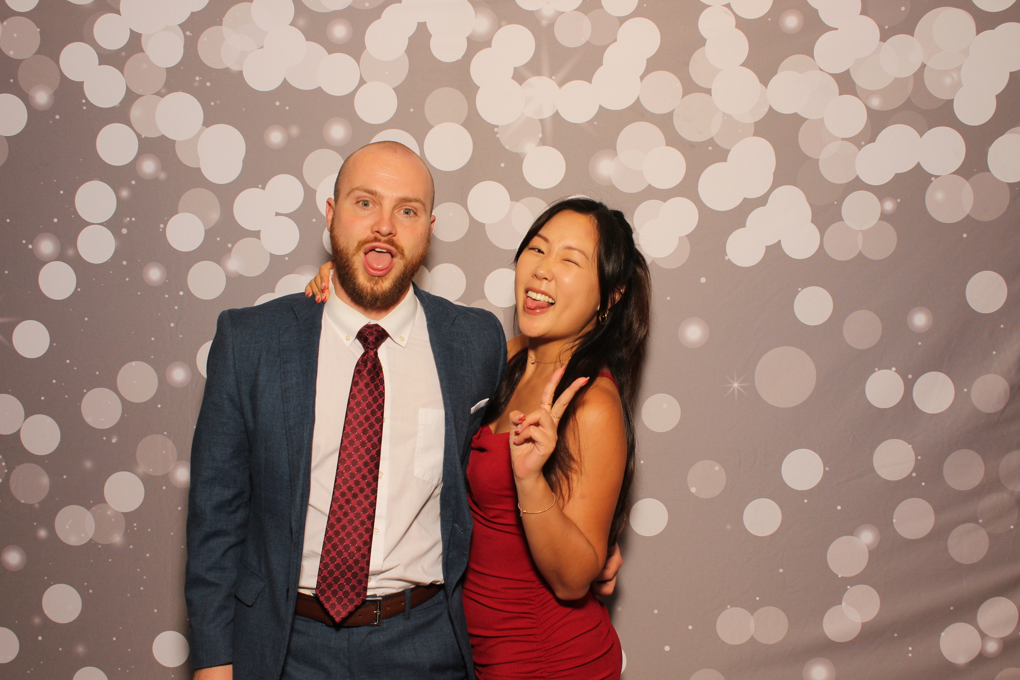With Love, Madeline & Justin | View more photos from the event at gallery.photoboothcincy.com/u/PhotoBoothCincy/With-Love-Madeline-Justin