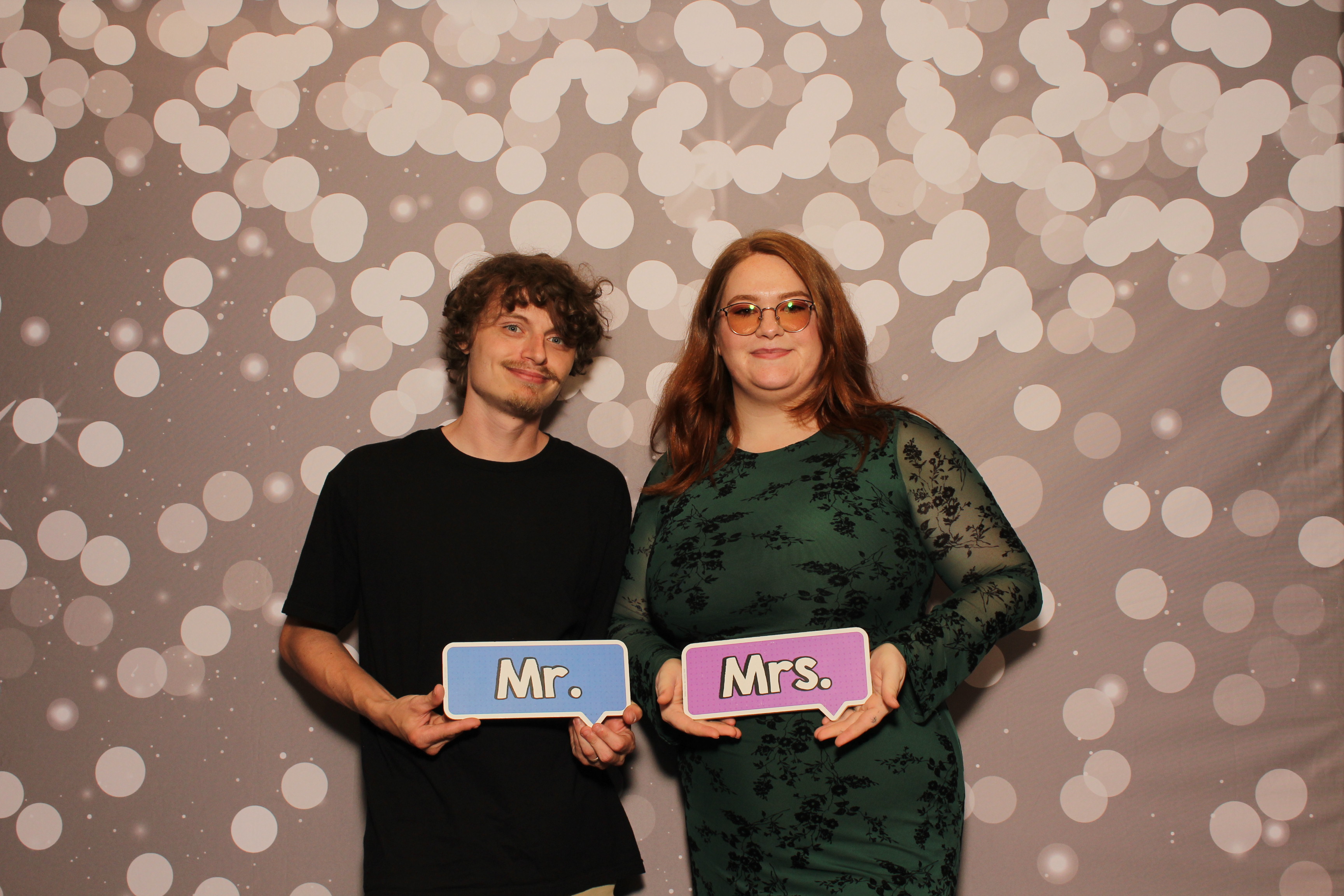 With Love, Madeline & Justin | View more photos from the event at gallery.photoboothcincy.com/u/PhotoBoothCincy/With-Love-Madeline-Justin