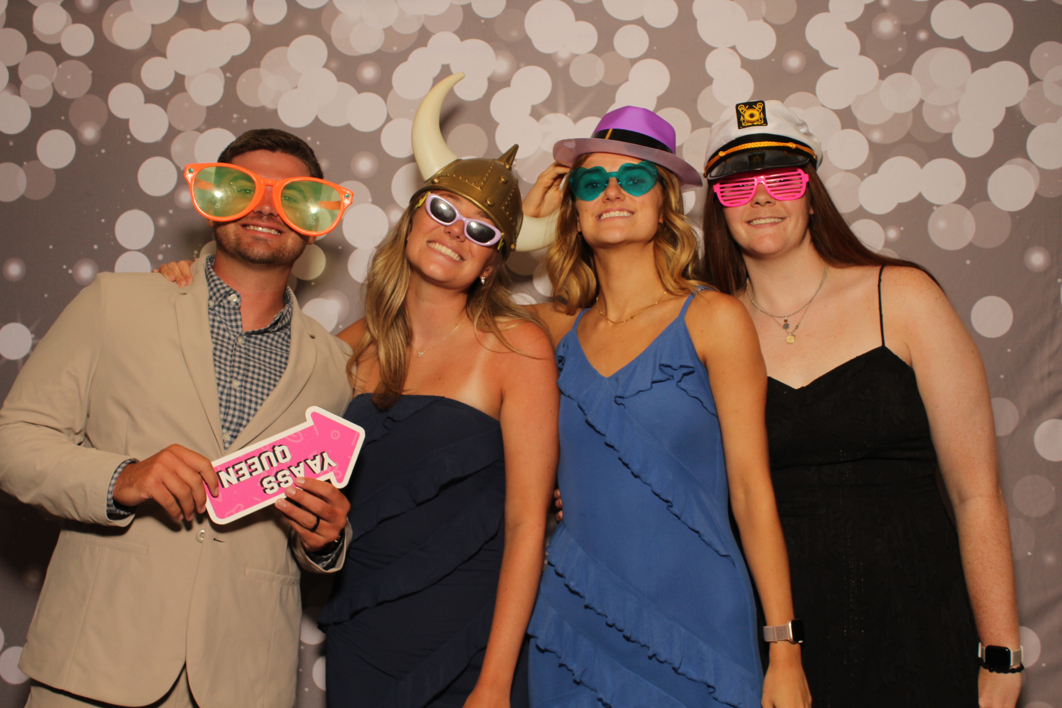 With Love, Madeline & Justin | View more photos from the event at gallery.photoboothcincy.com/u/PhotoBoothCincy/With-Love-Madeline-Justin