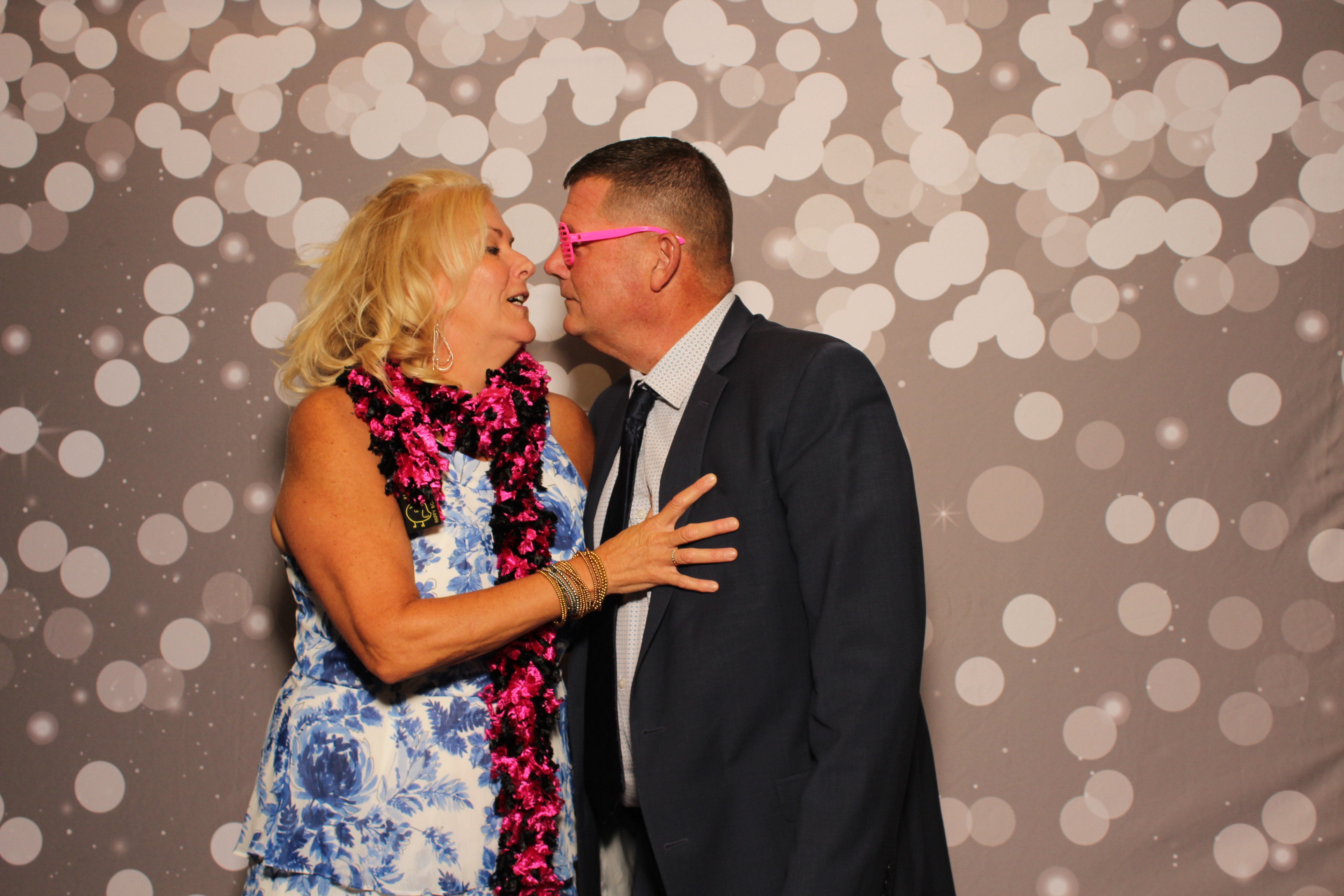 With Love, Madeline & Justin | View more photos from the event at gallery.photoboothcincy.com/u/PhotoBoothCincy/With-Love-Madeline-Justin