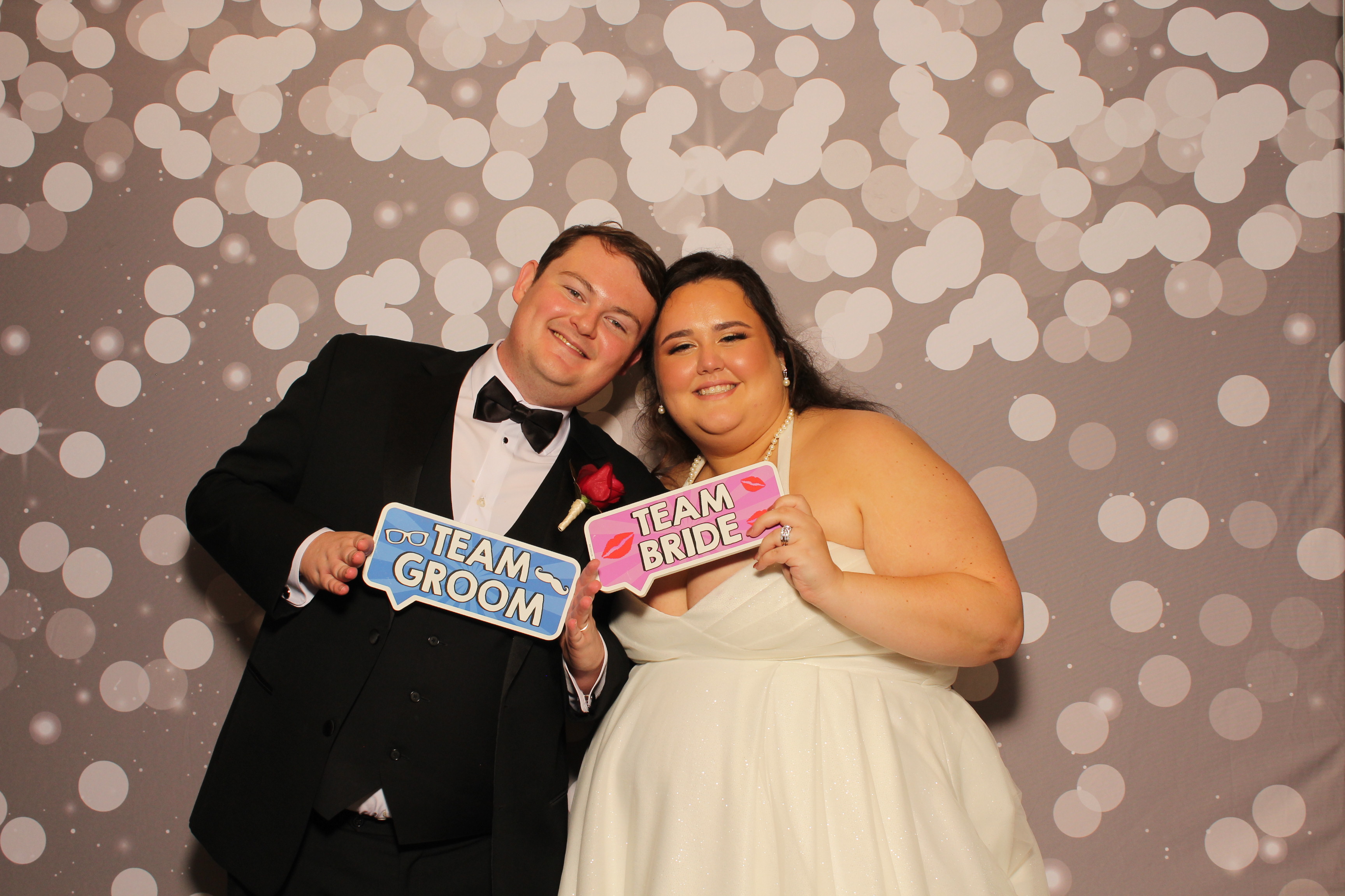 With Love, Madeline & Justin | View more photos from the event at gallery.photoboothcincy.com/u/PhotoBoothCincy/With-Love-Madeline-Justin