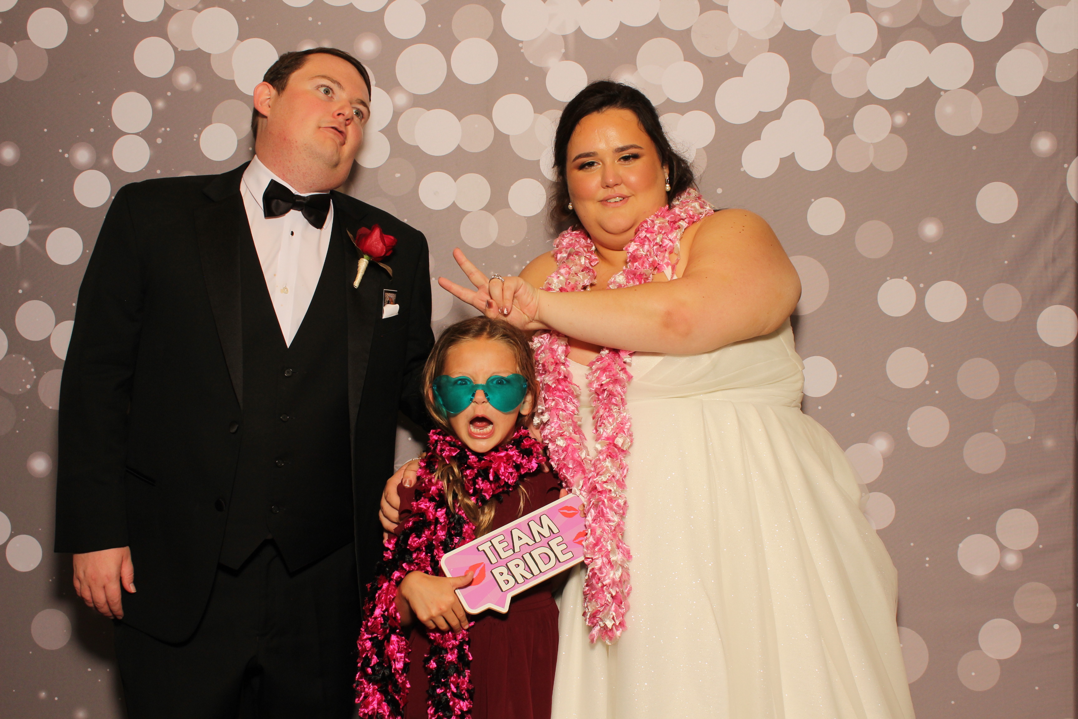 With Love, Madeline & Justin | View more photos from the event at gallery.photoboothcincy.com/u/PhotoBoothCincy/With-Love-Madeline-Justin
