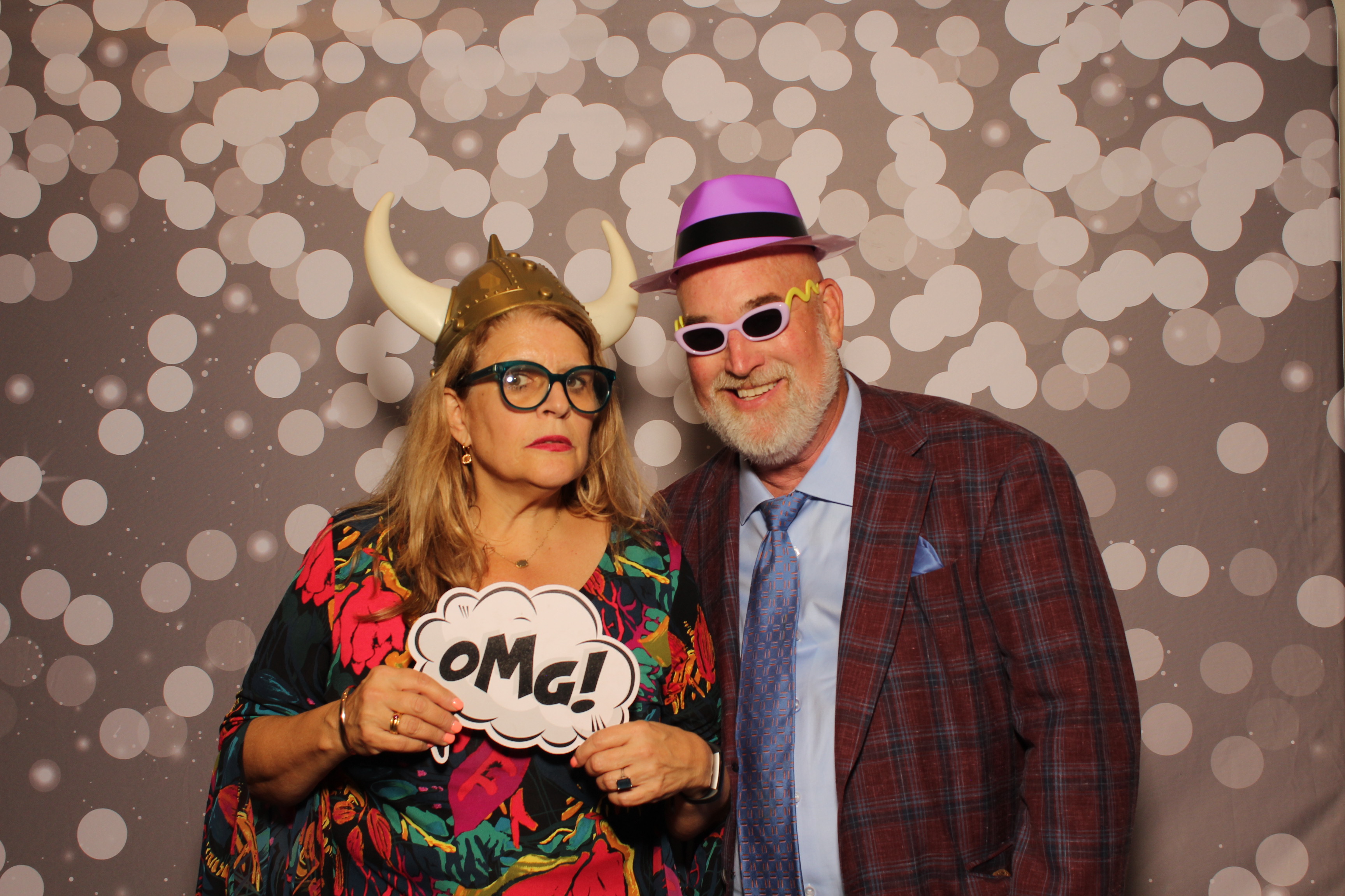 With Love, Madeline & Justin | View more photos from the event at gallery.photoboothcincy.com/u/PhotoBoothCincy/With-Love-Madeline-Justin