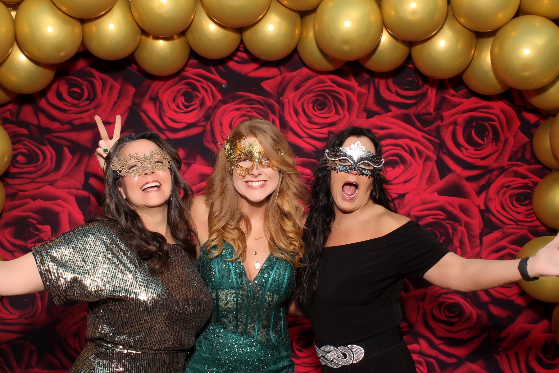 YMCA Fundraiser | View more photos from the event at gallery.photoboothcincy.com/u/PhotoBoothCincy/YMCA-Fundraiser-0