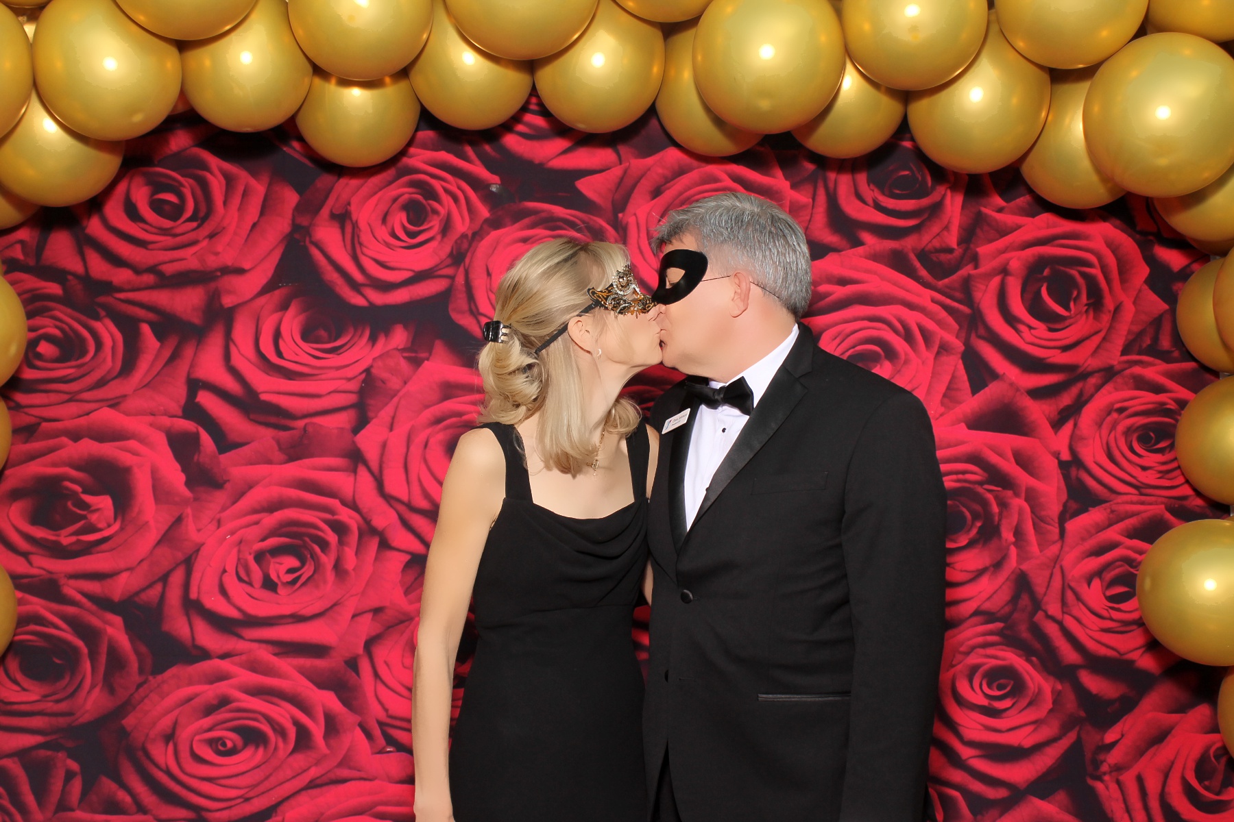 YMCA Fundraiser | View more photos from the event at gallery.photoboothcincy.com/u/PhotoBoothCincy/YMCA-Fundraiser-0