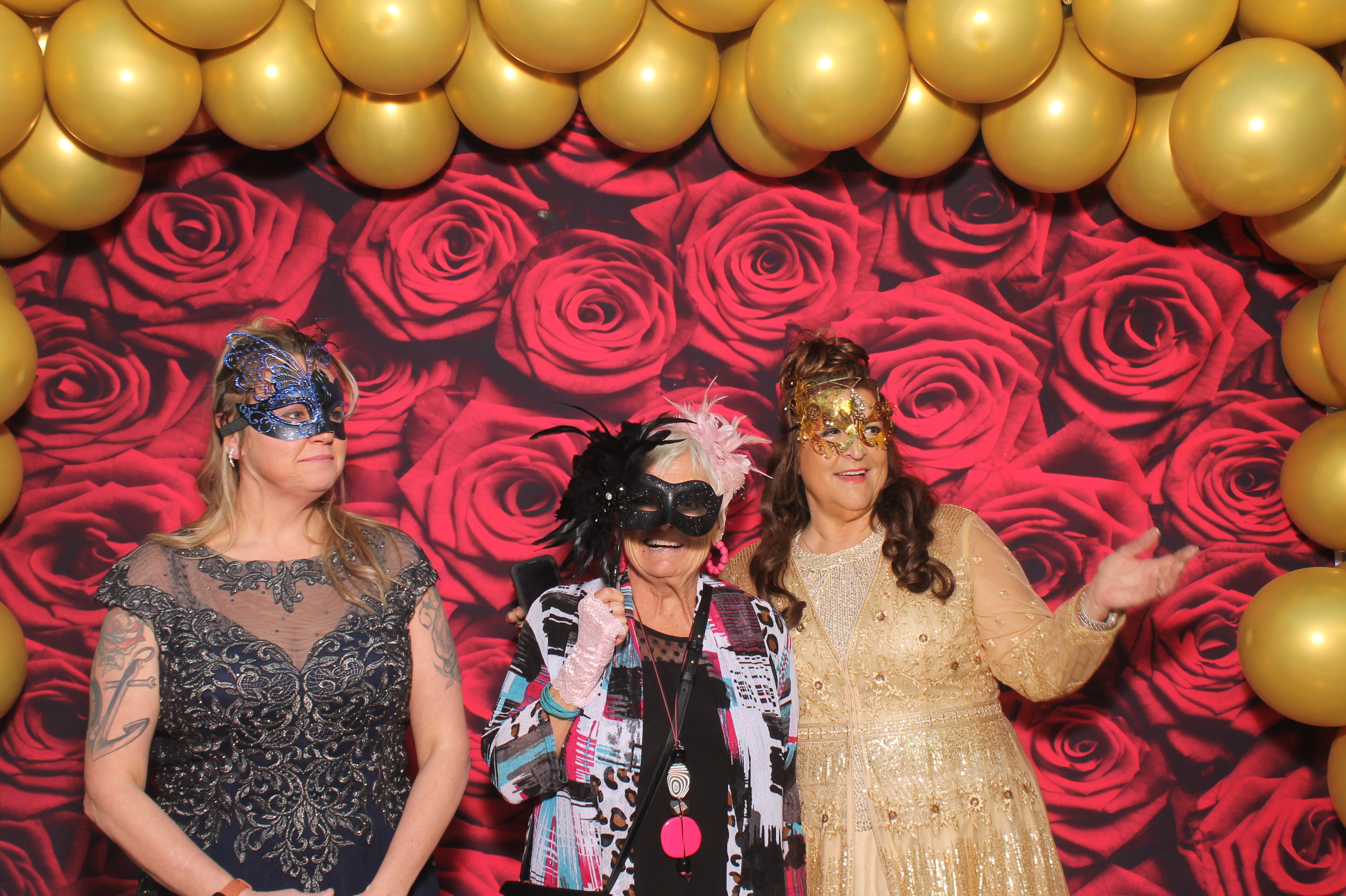 YMCA Fundraiser | View more photos from the event at gallery.photoboothcincy.com/u/PhotoBoothCincy/YMCA-Fundraiser-0