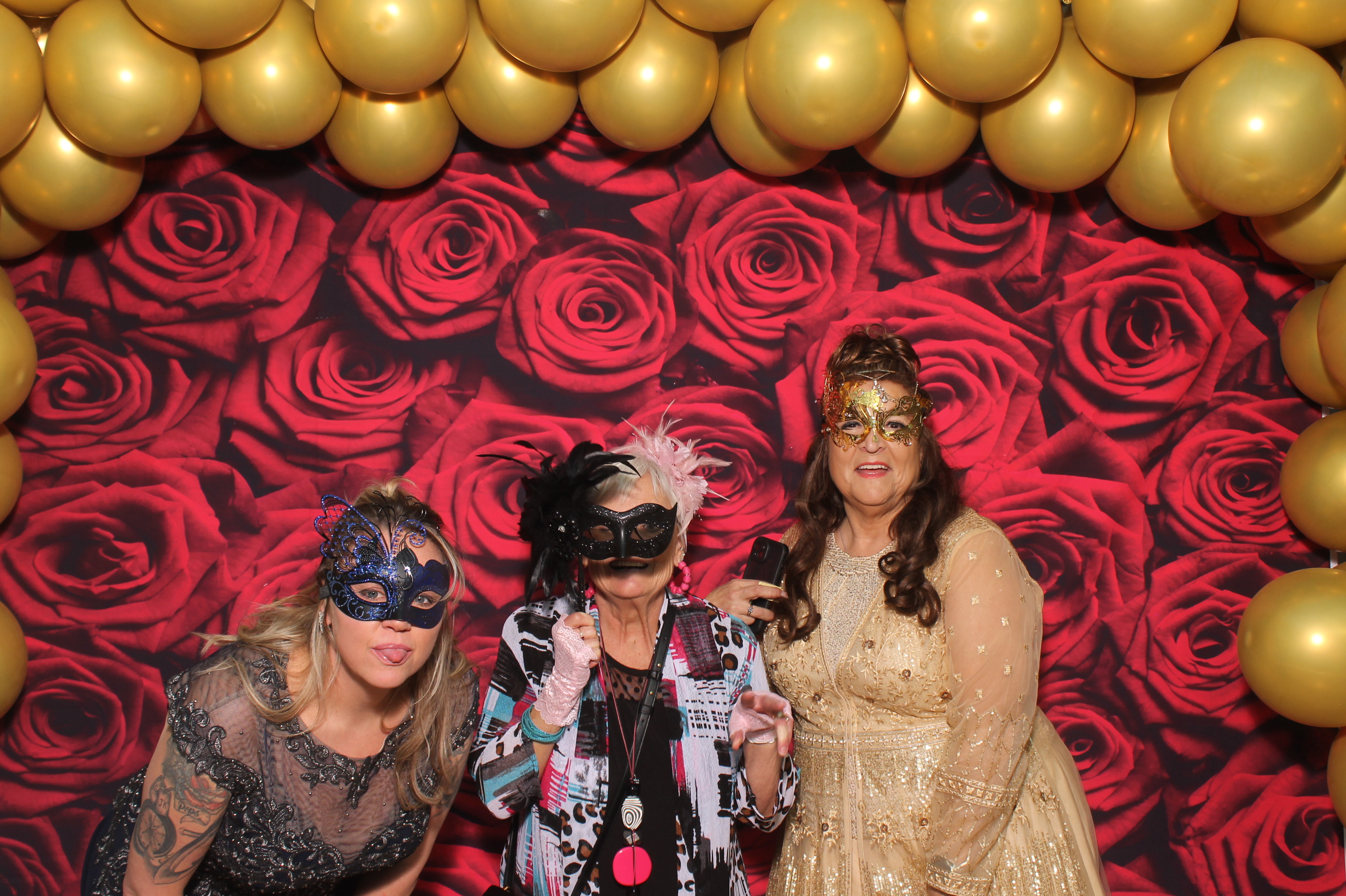 YMCA Fundraiser | View more photos from the event at gallery.photoboothcincy.com/u/PhotoBoothCincy/YMCA-Fundraiser-0