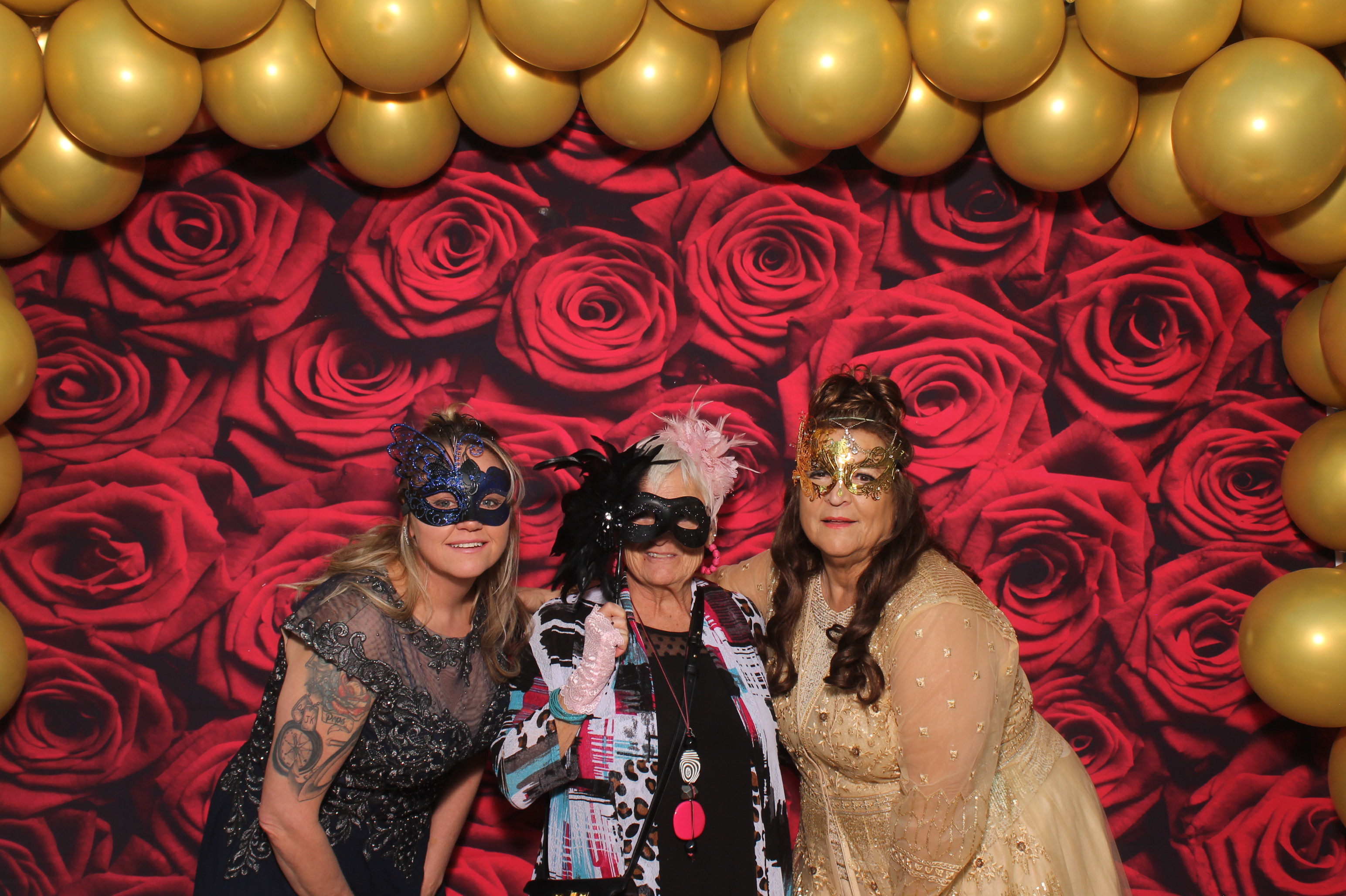YMCA Fundraiser | View more photos from the event at gallery.photoboothcincy.com/u/PhotoBoothCincy/YMCA-Fundraiser-0