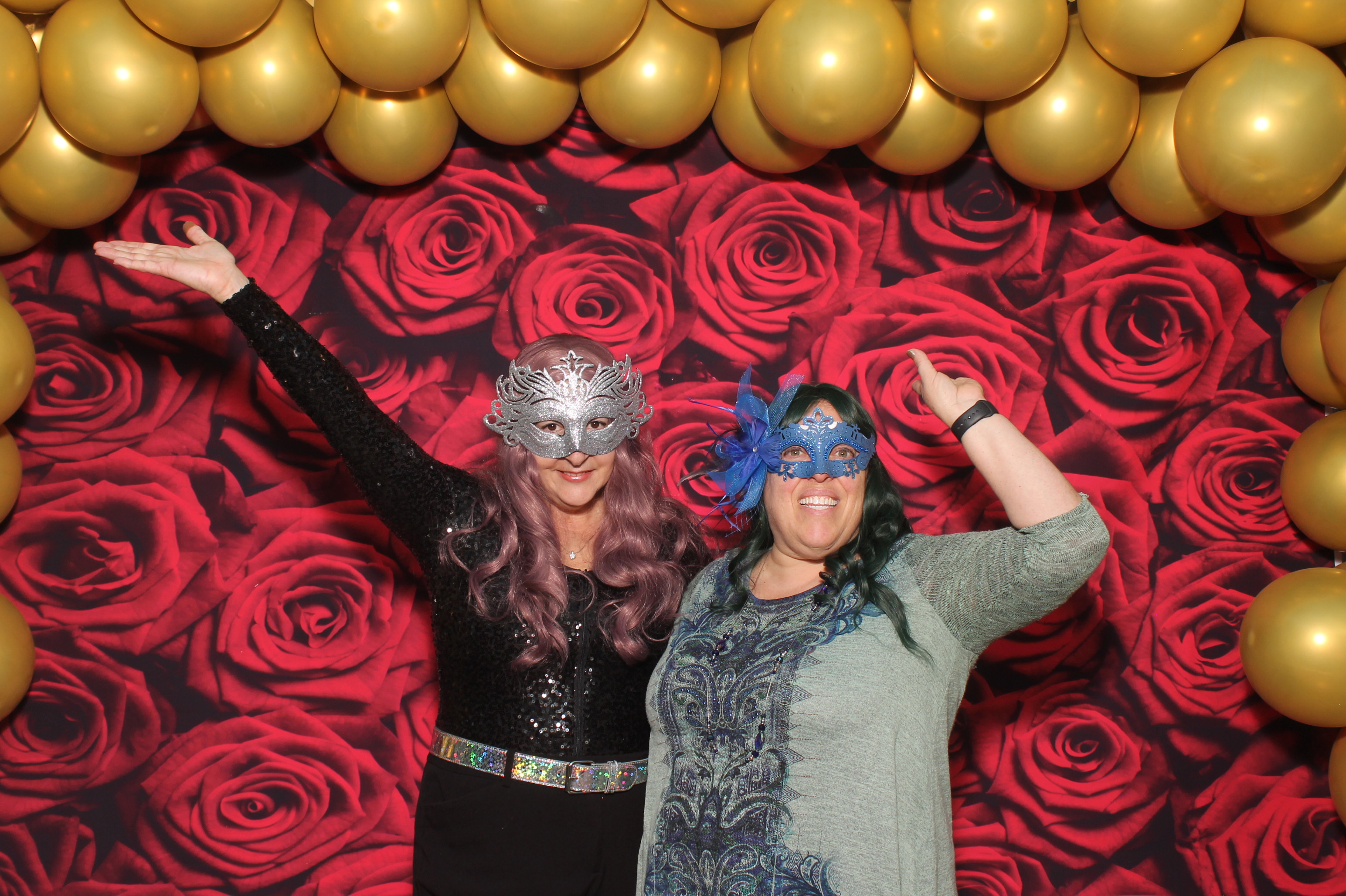 YMCA Fundraiser | View more photos from the event at gallery.photoboothcincy.com/u/PhotoBoothCincy/YMCA-Fundraiser-0