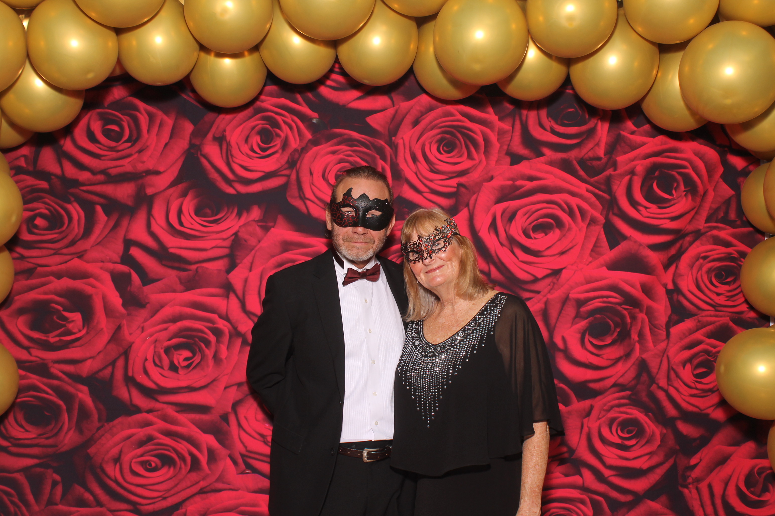 YMCA Fundraiser | View more photos from the event at gallery.photoboothcincy.com/u/PhotoBoothCincy/YMCA-Fundraiser-0