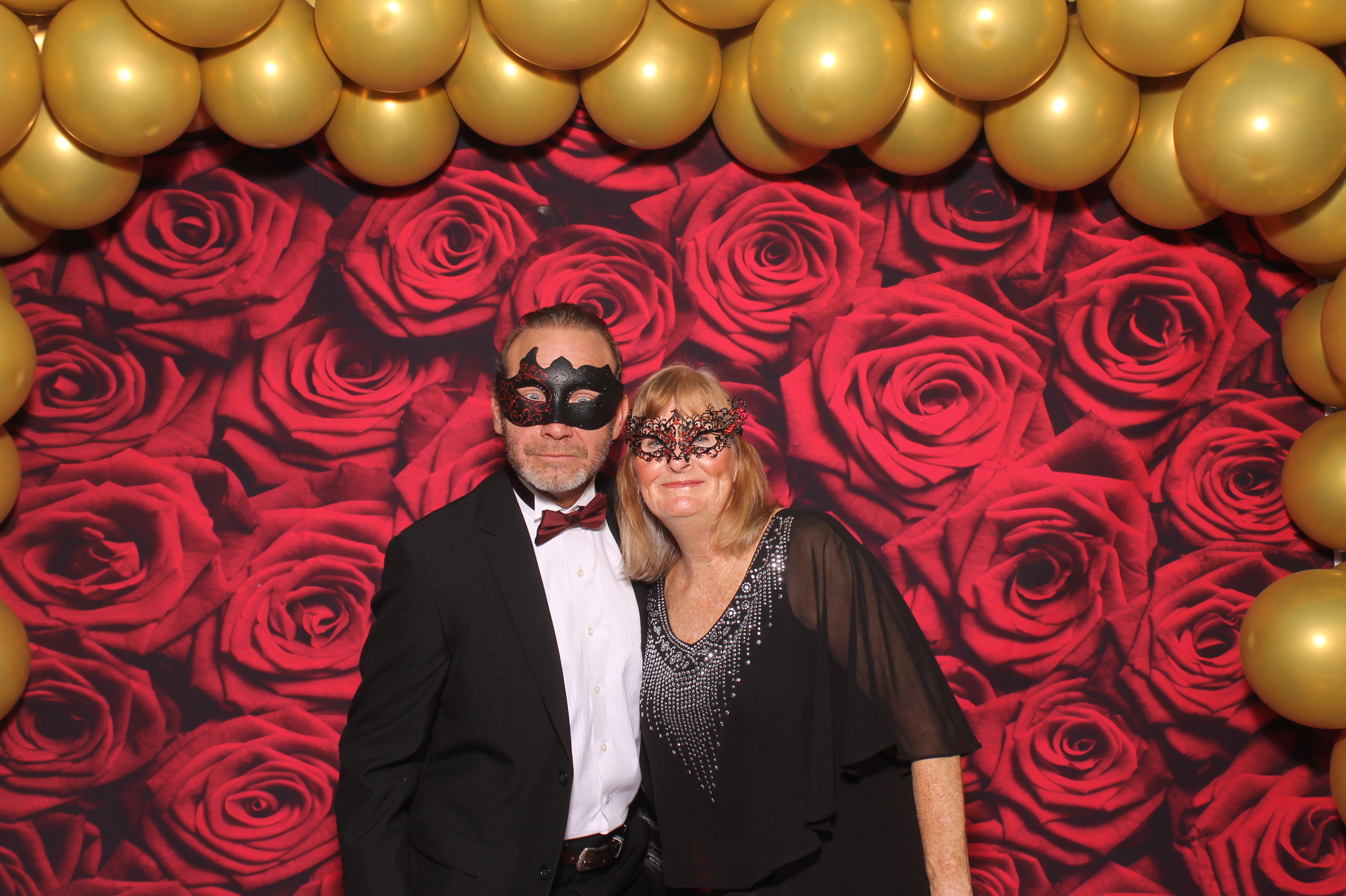 YMCA Fundraiser | View more photos from the event at gallery.photoboothcincy.com/u/PhotoBoothCincy/YMCA-Fundraiser-0