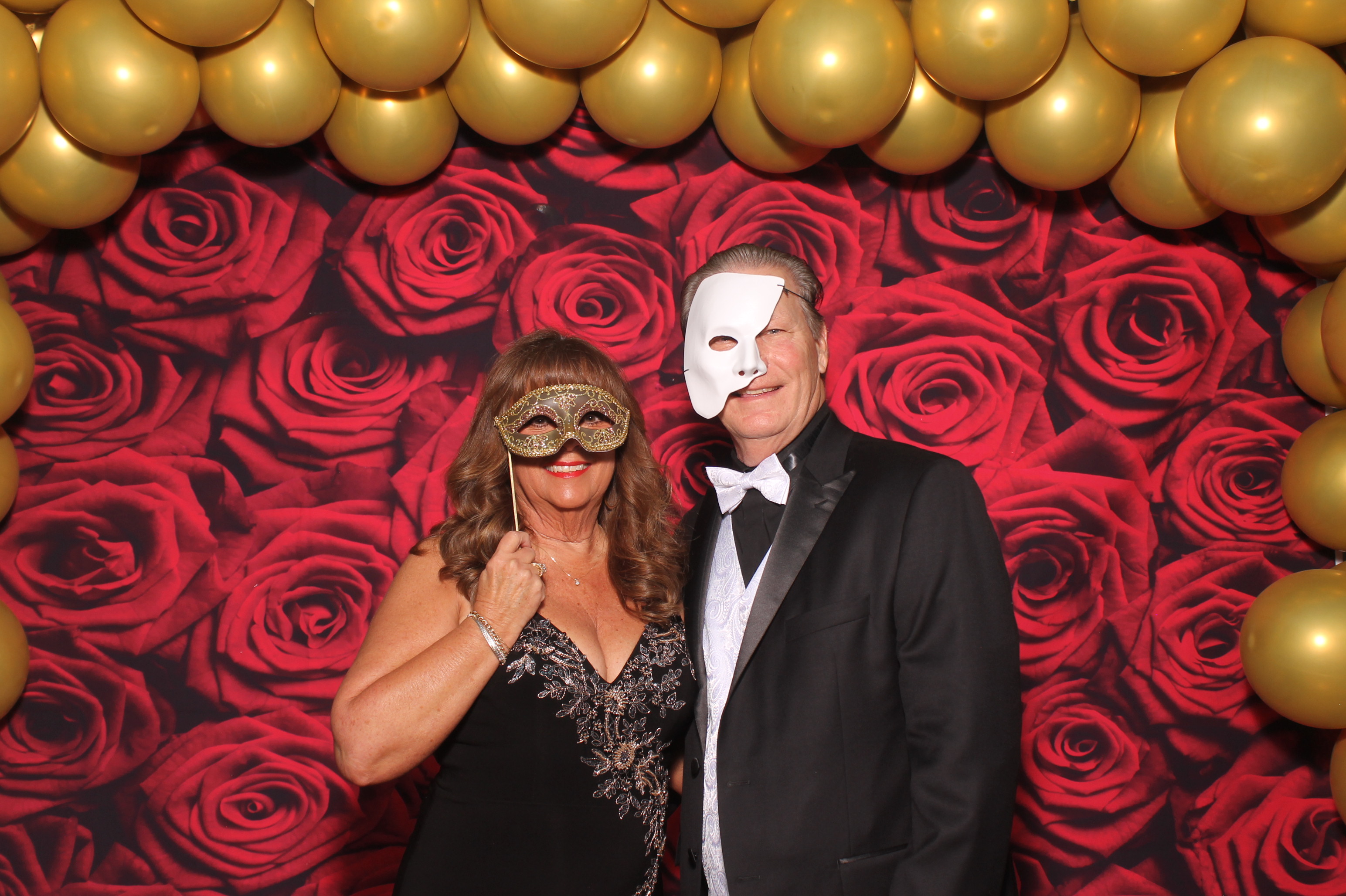 YMCA Fundraiser | View more photos from the event at gallery.photoboothcincy.com/u/PhotoBoothCincy/YMCA-Fundraiser-0