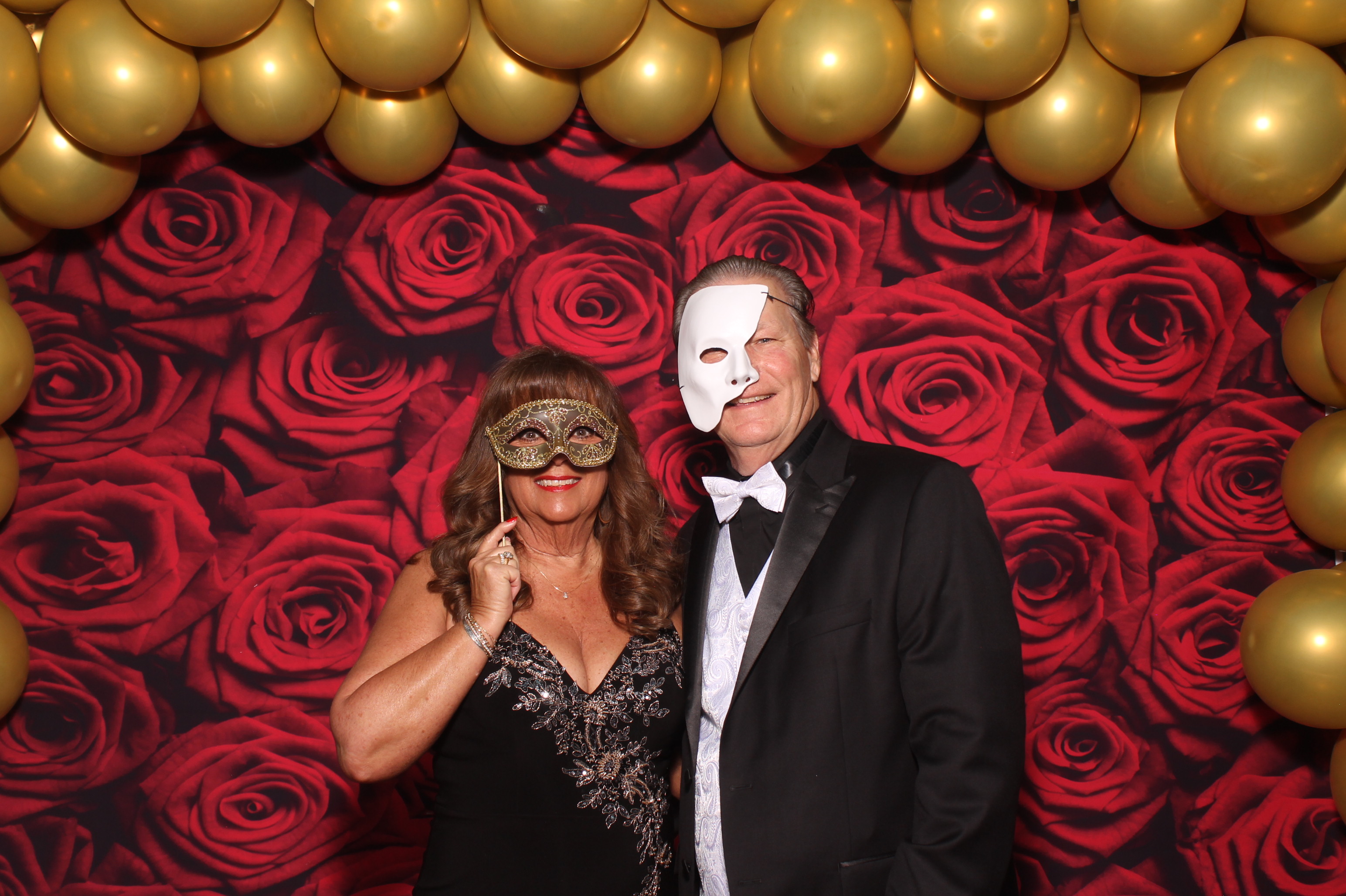 YMCA Fundraiser | View more photos from the event at gallery.photoboothcincy.com/u/PhotoBoothCincy/YMCA-Fundraiser-0