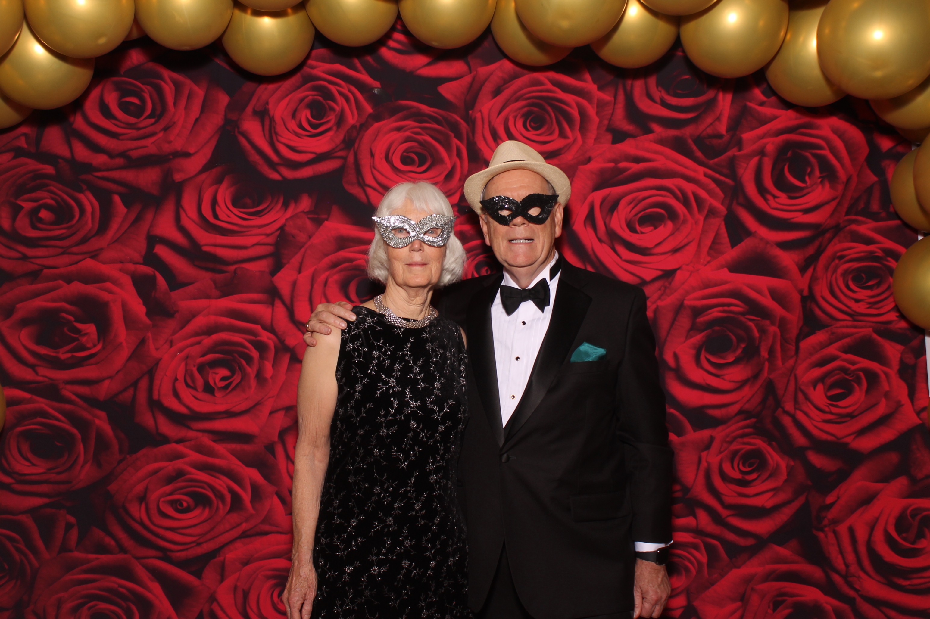 YMCA Fundraiser | View more photos from the event at gallery.photoboothcincy.com/u/PhotoBoothCincy/YMCA-Fundraiser-0
