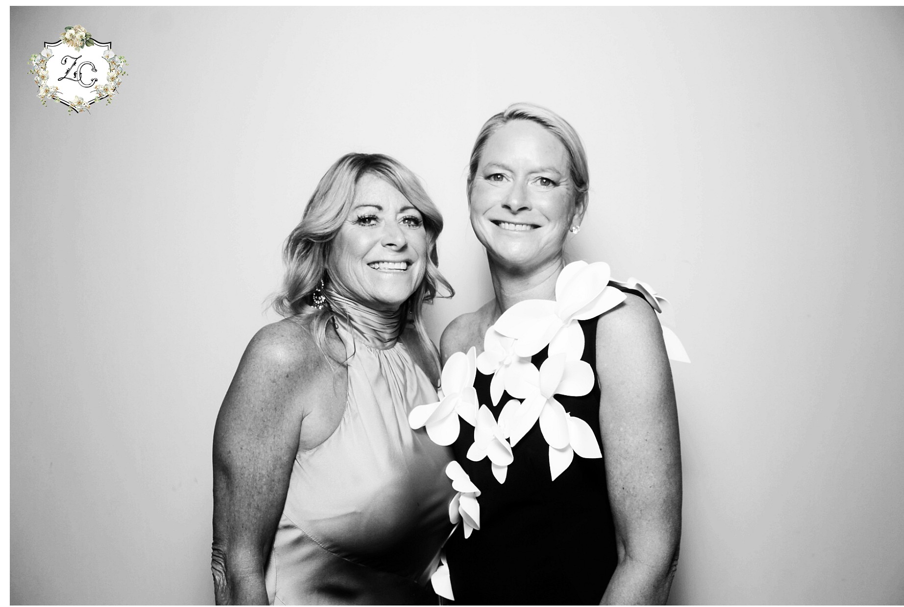 Zoe & Carson Reception | View more photos from the event at gallery.photoboothcincy.com/u/PhotoBoothCincy/Zoe-Carson-Reception