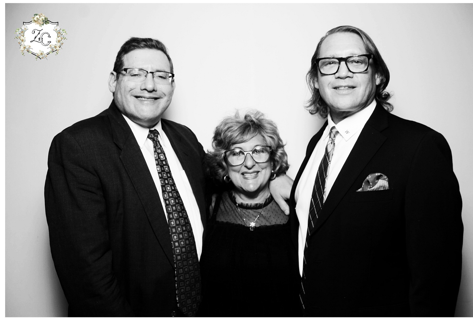 Zoe & Carson Reception | View more photos from the event at gallery.photoboothcincy.com/u/PhotoBoothCincy/Zoe-Carson-Reception