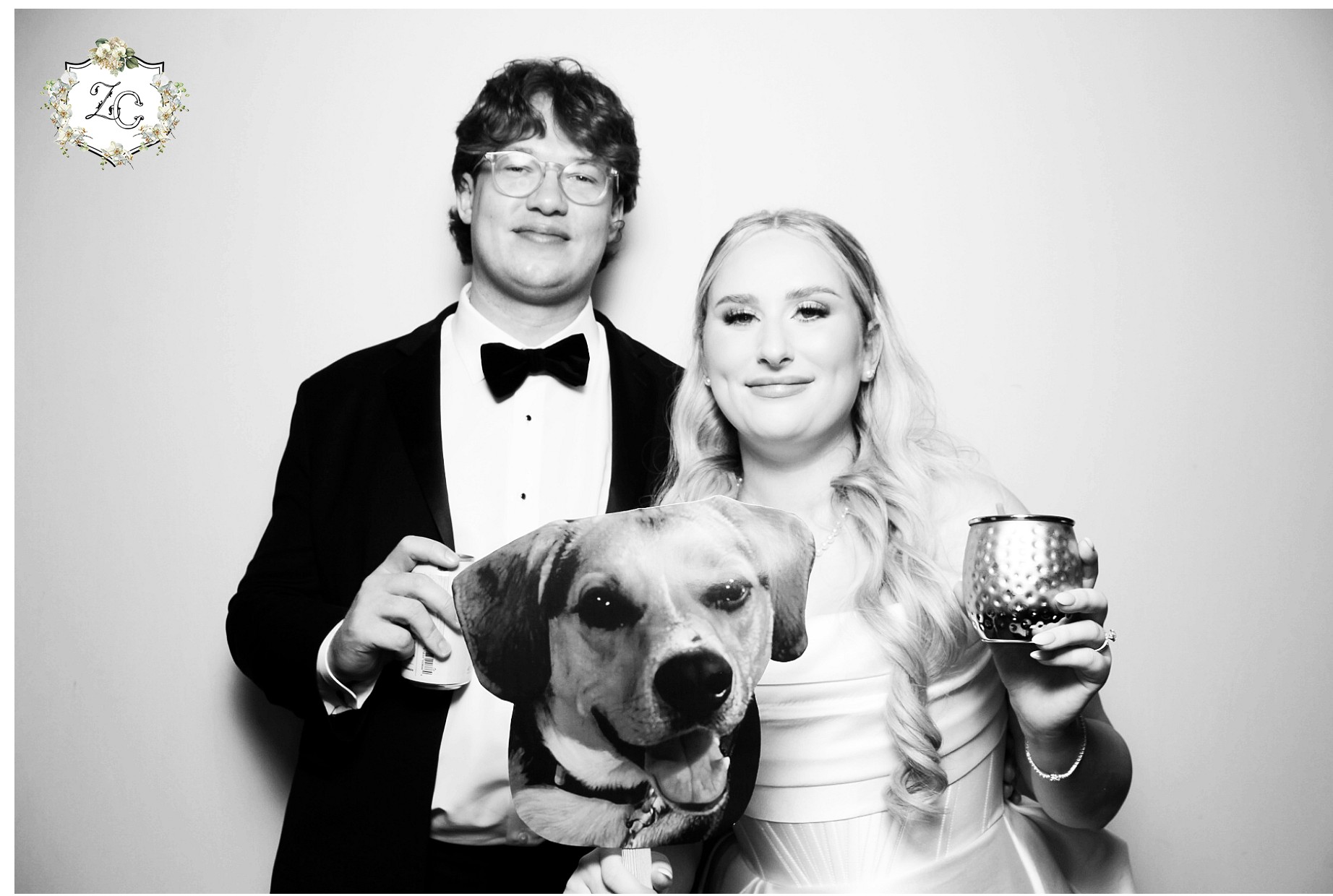 Zoe & Carson Reception | View more photos from the event at gallery.photoboothcincy.com/u/PhotoBoothCincy/Zoe-Carson-Reception