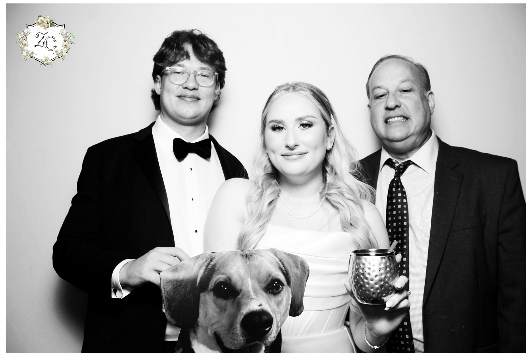 Zoe & Carson Reception | View more photos from the event at gallery.photoboothcincy.com/u/PhotoBoothCincy/Zoe-Carson-Reception