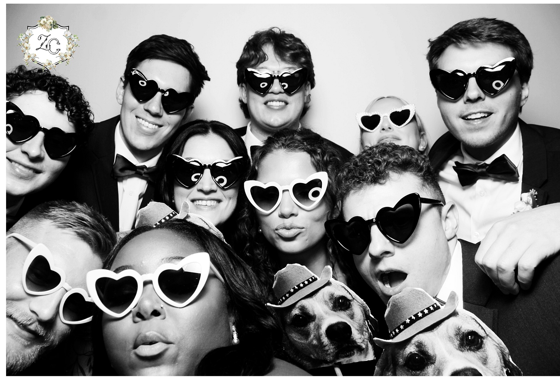 Zoe & Carson Reception | View more photos from the event at gallery.photoboothcincy.com/u/PhotoBoothCincy/Zoe-Carson-Reception
