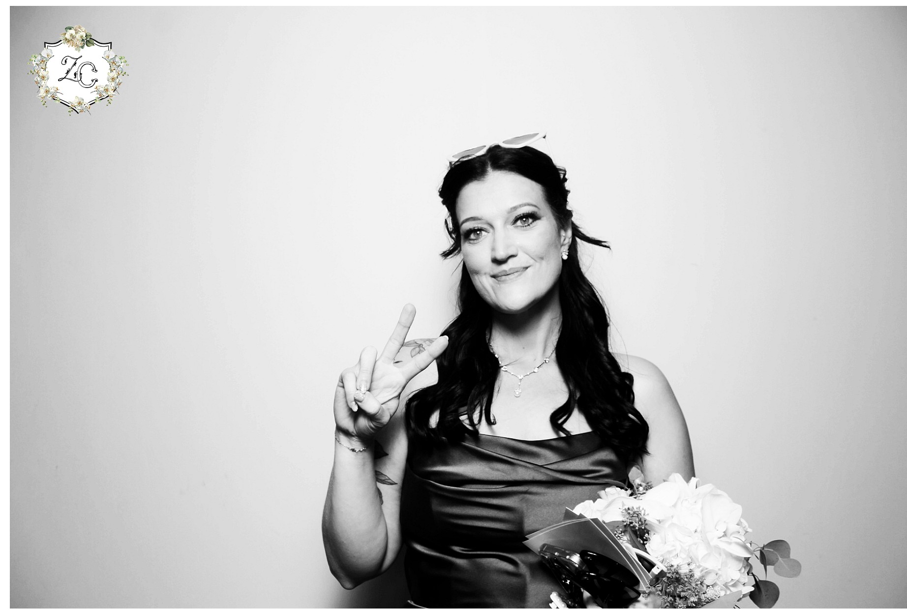Zoe & Carson Reception | View more photos from the event at gallery.photoboothcincy.com/u/PhotoBoothCincy/Zoe-Carson-Reception