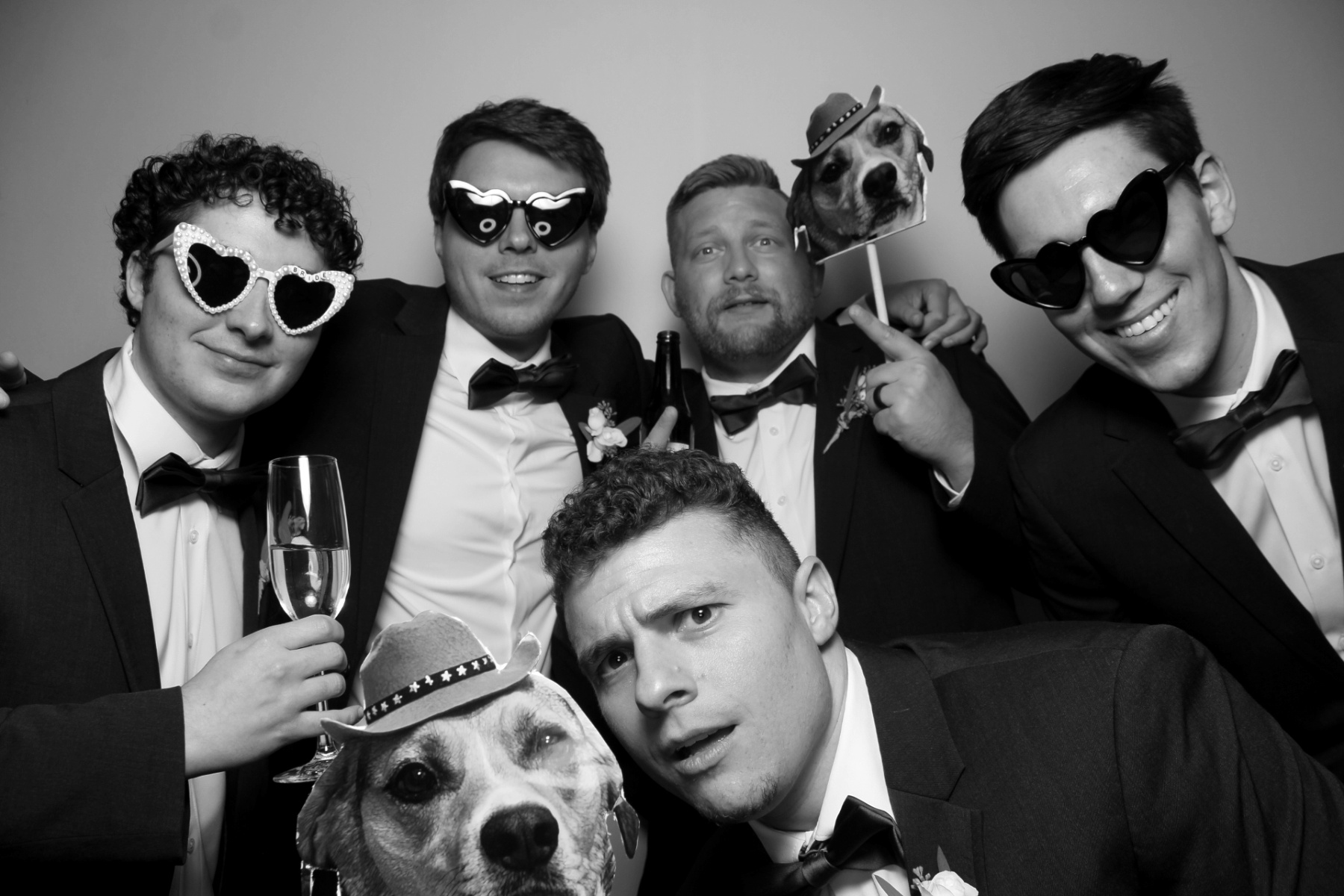 Zoe & Carson Reception | View more photos from the event at gallery.photoboothcincy.com/u/PhotoBoothCincy/Zoe-Carson-Reception
